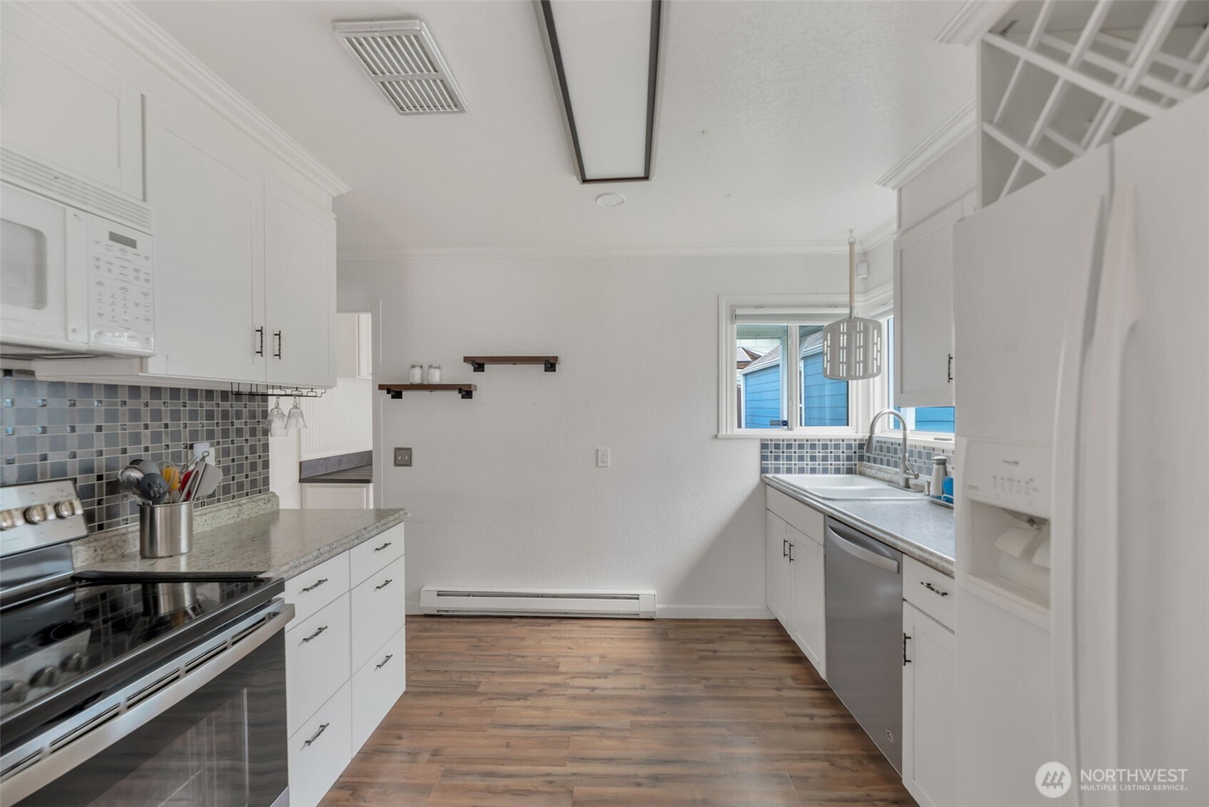 2916 Robin Avenue , Bremerton, WA 98310
