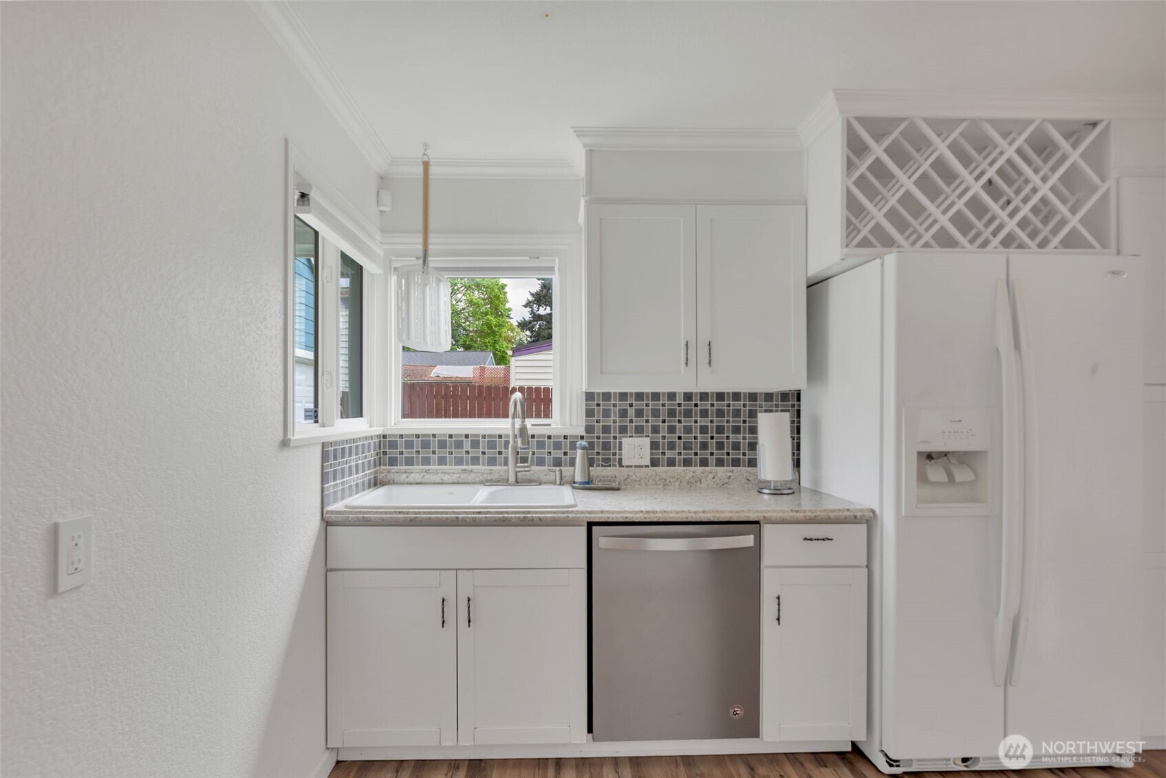 2916 Robin Avenue , Bremerton, WA 98310