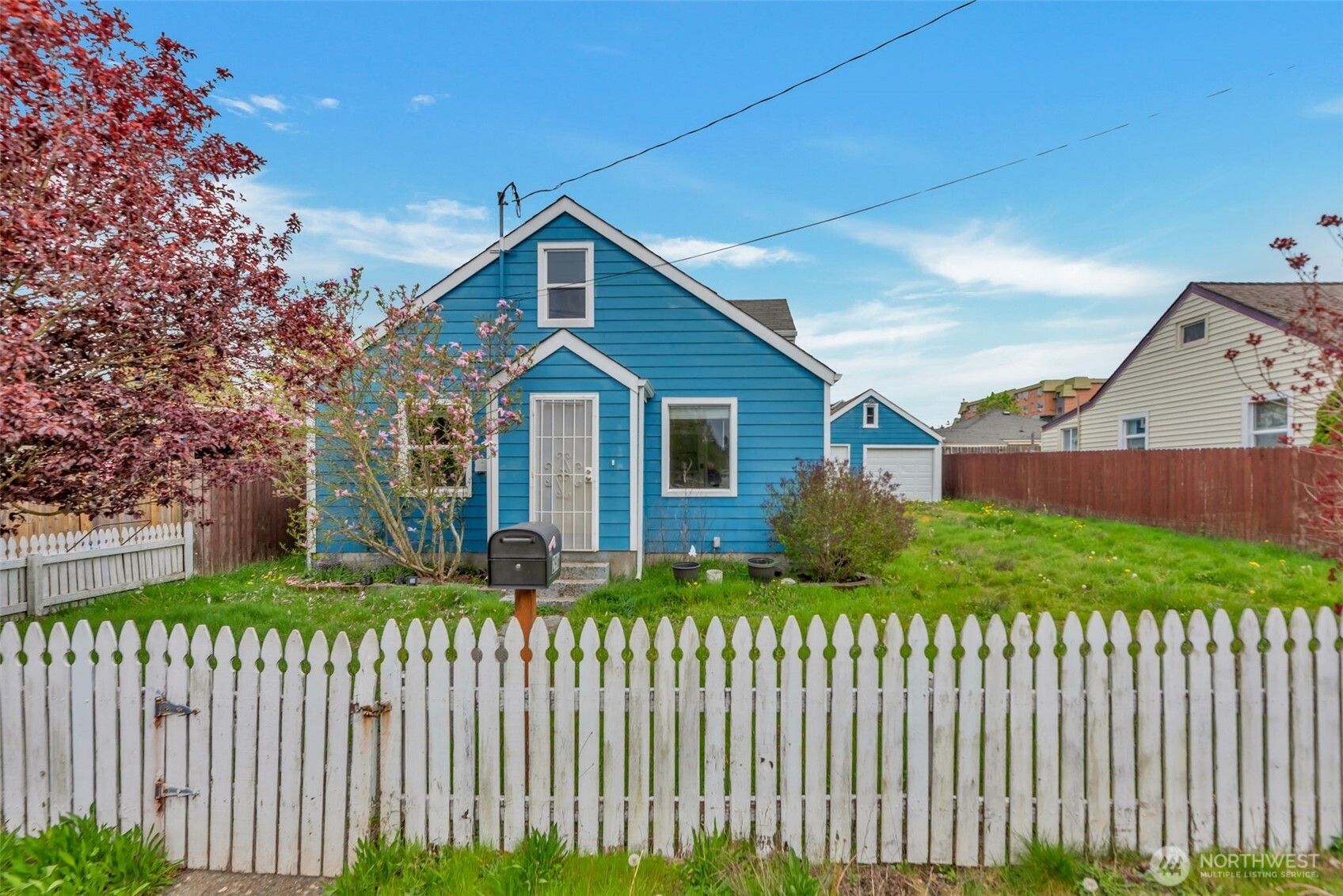 2916 Robin Avenue , Bremerton, WA 98310