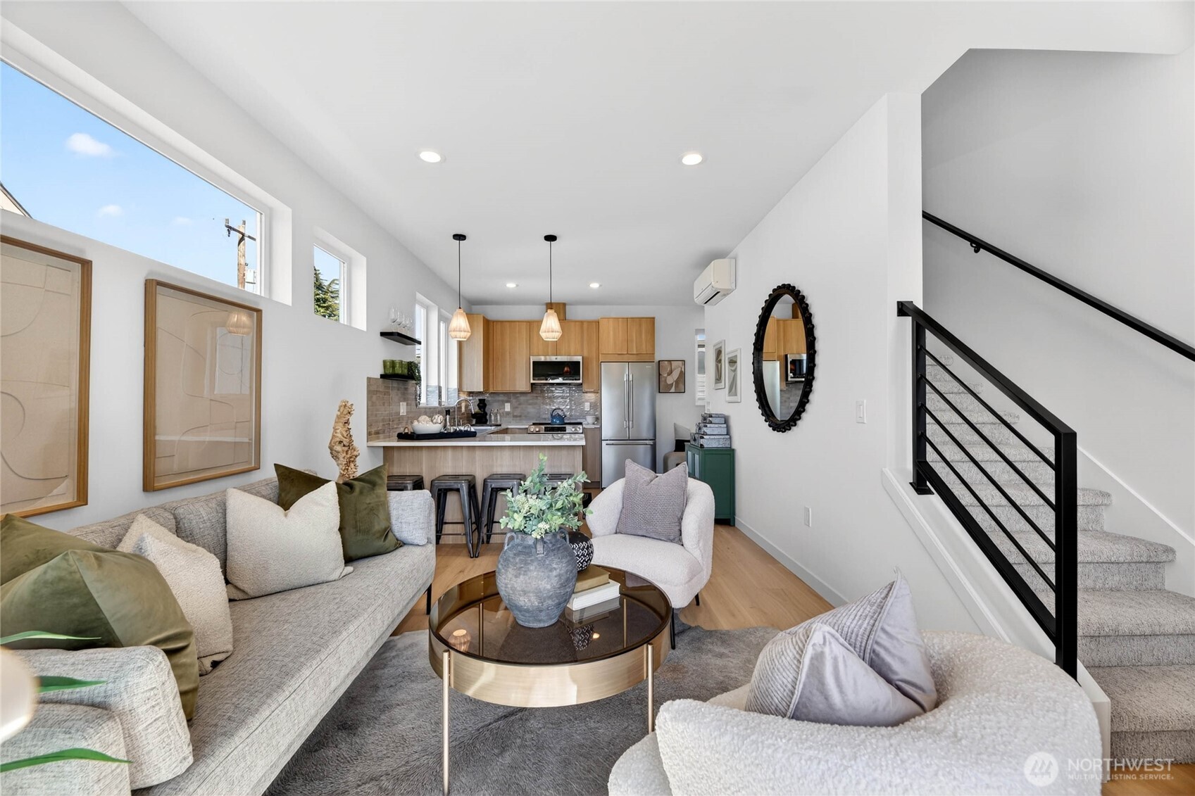 4142 44th Avenue SW, Seattle, WA 98116