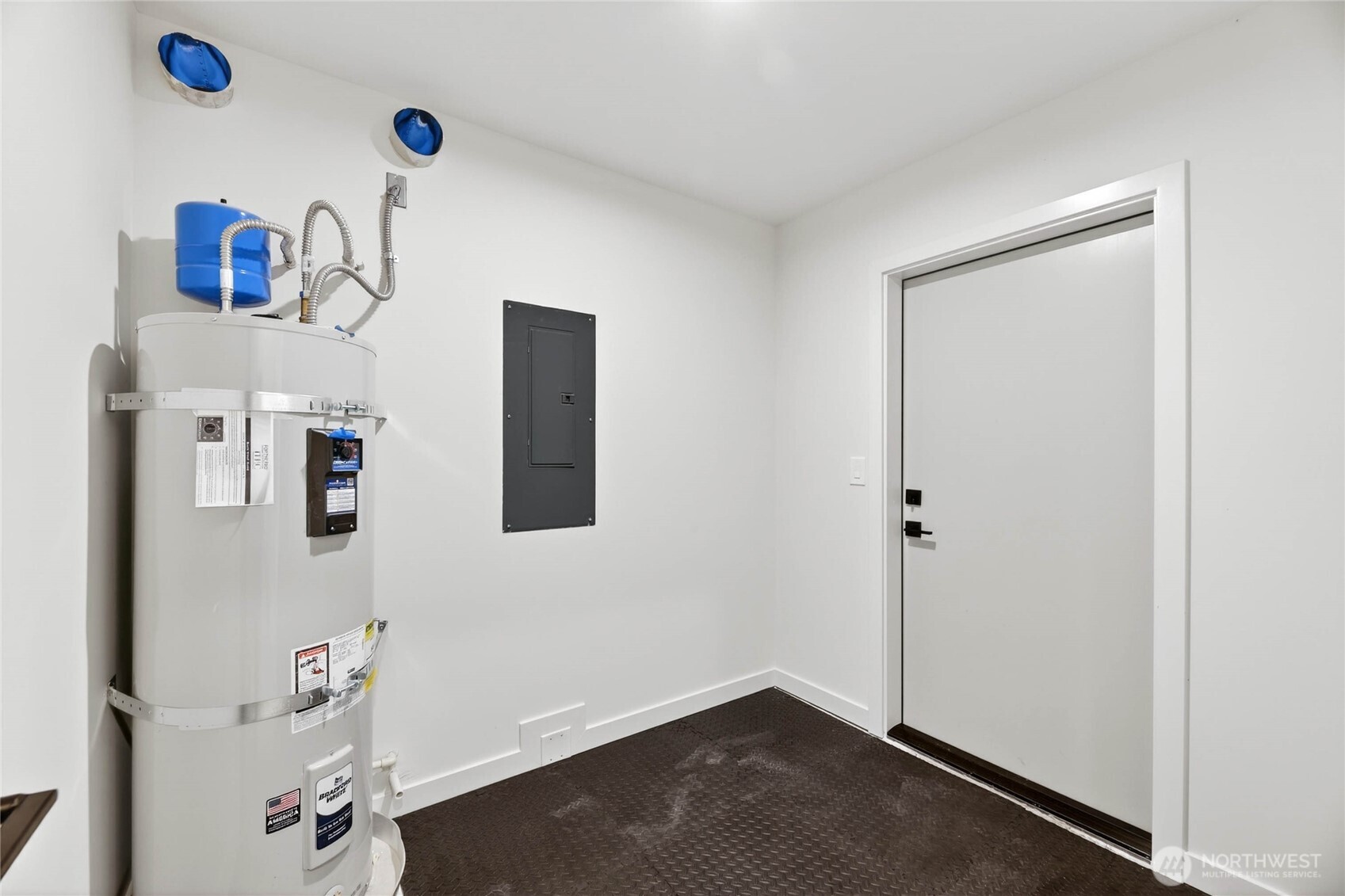 4142 44th Avenue SW, Seattle, WA 98116