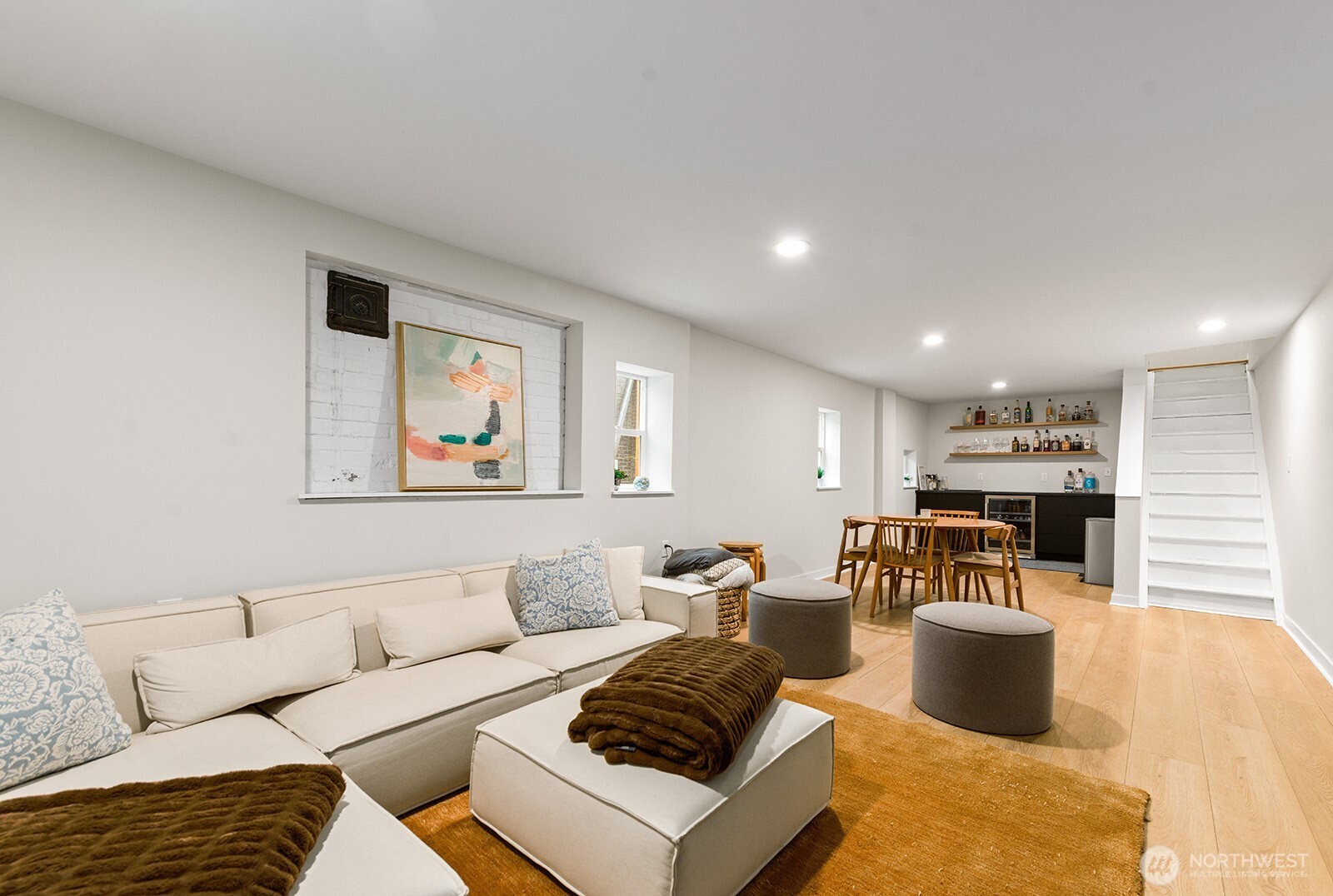 836 NW Market Street , Seattle, WA 98107