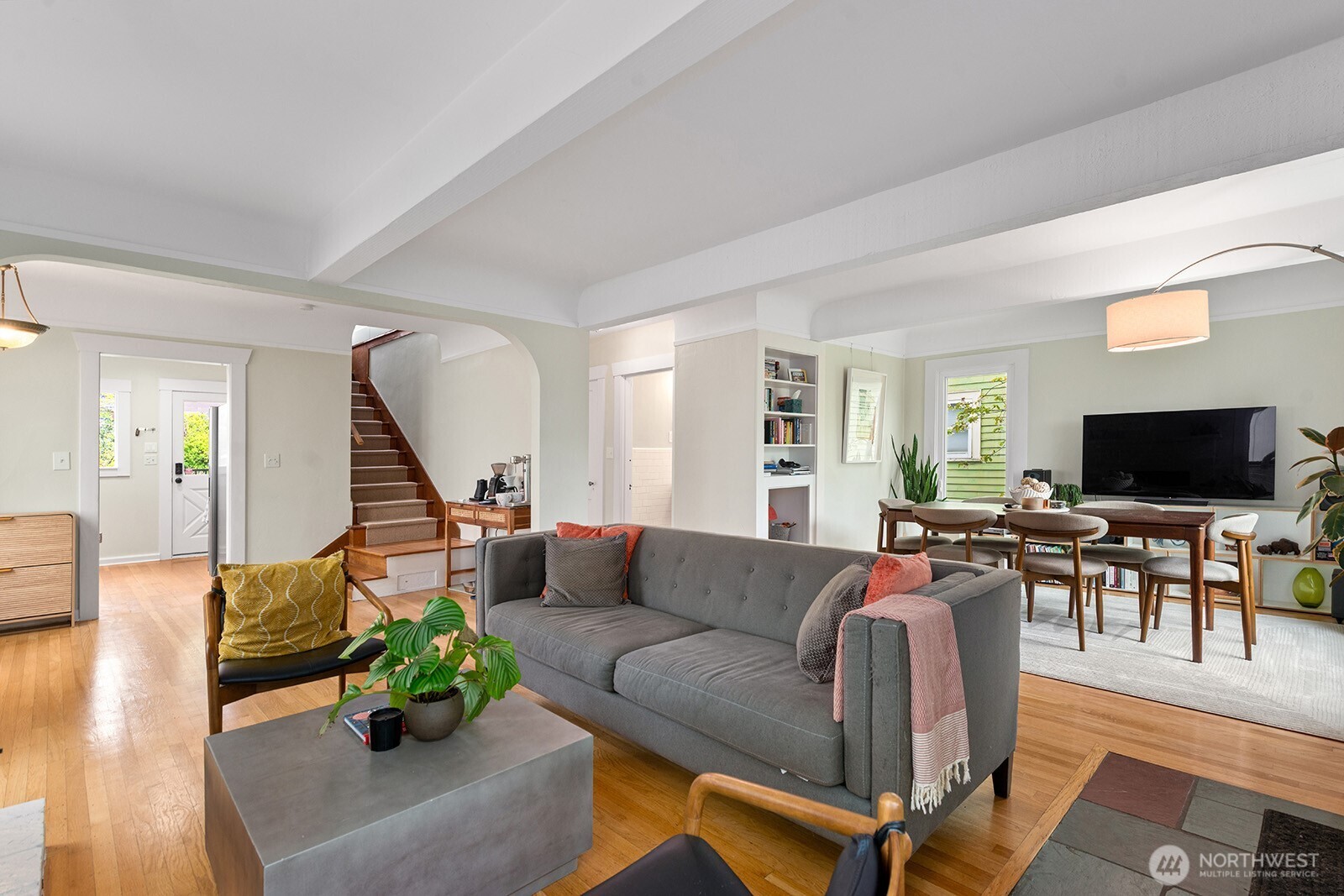 836 NW Market Street , Seattle, WA 98107