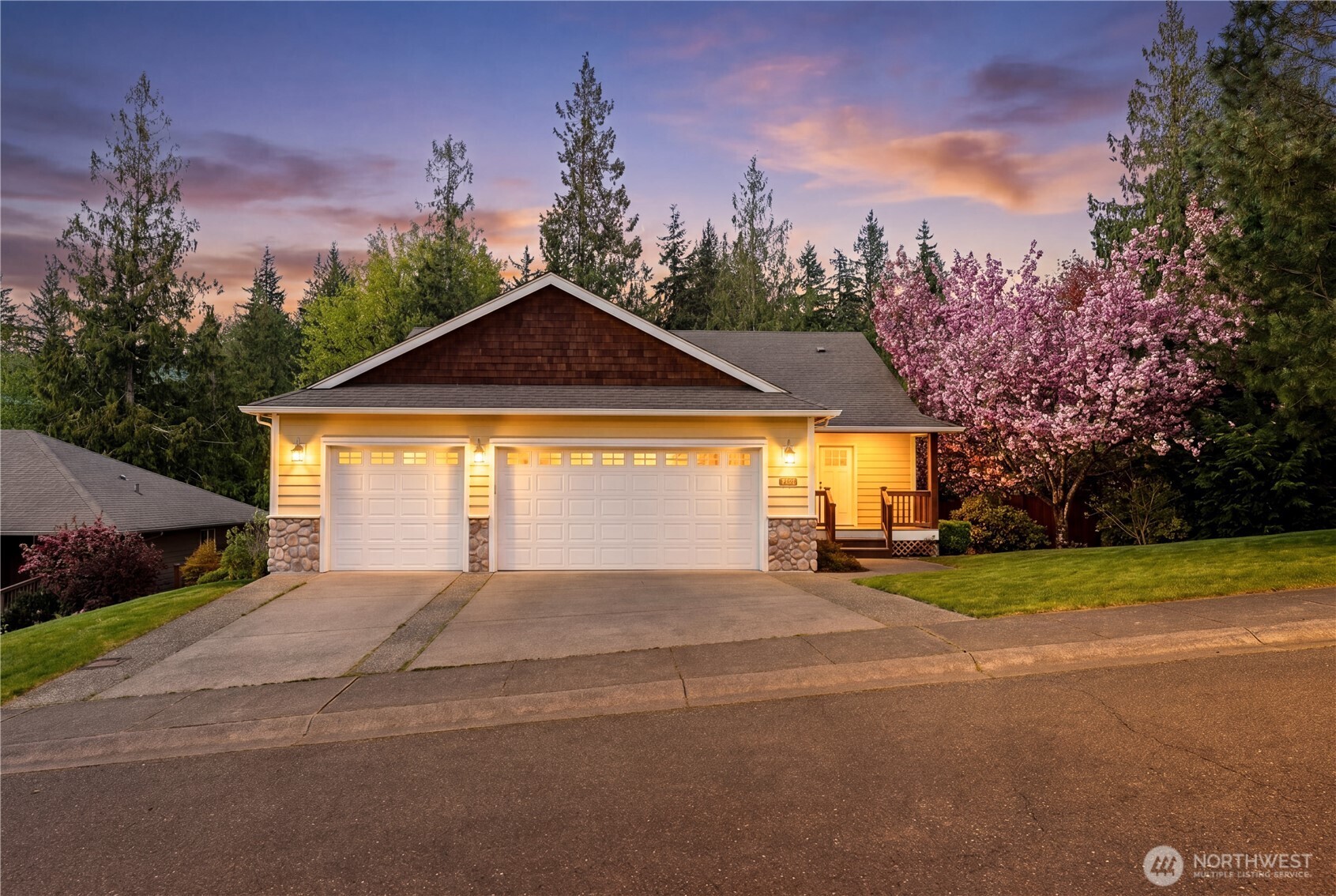 1376 N Parkstone Court , Bellingham, WA 98229
