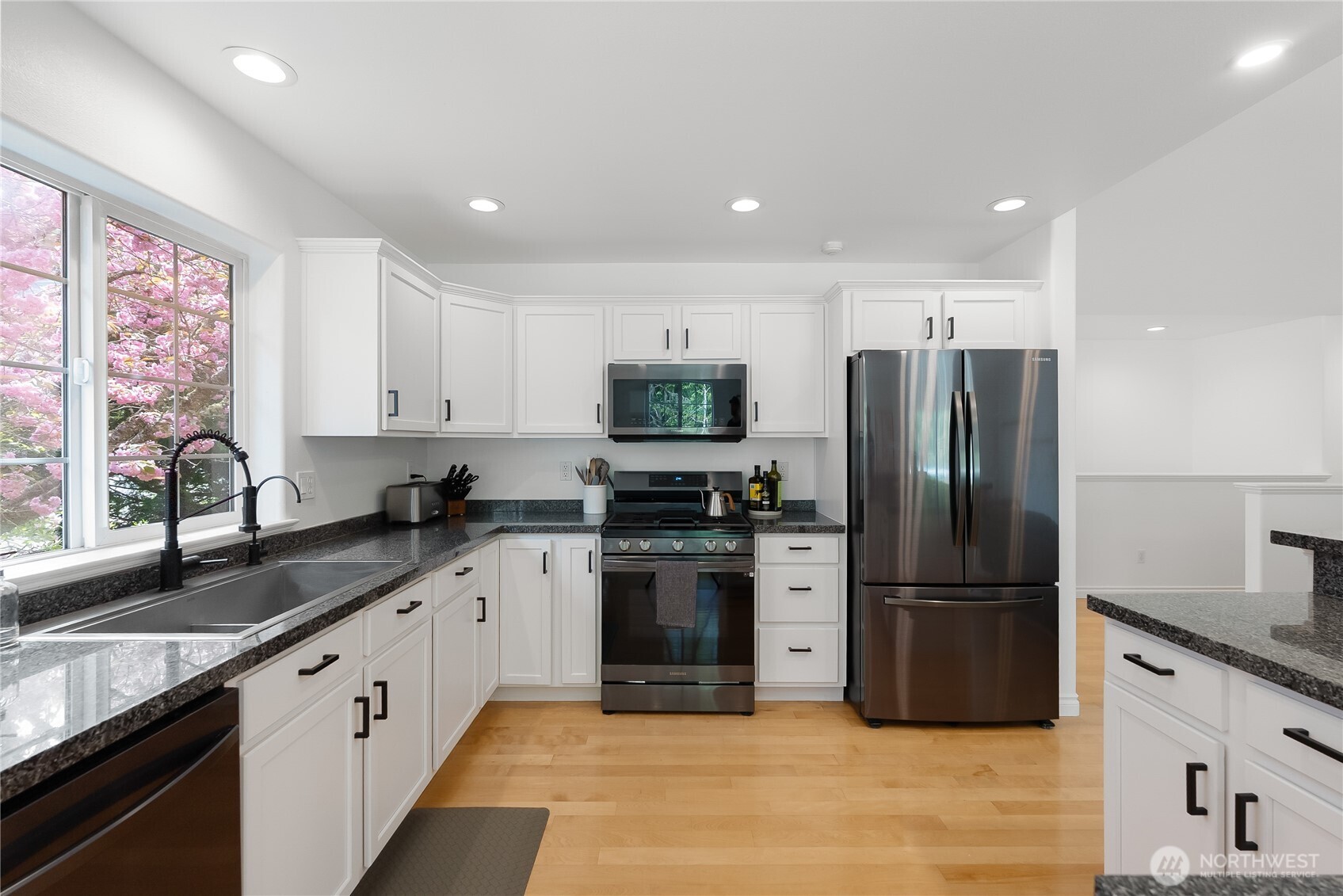 1376 N Parkstone Court , Bellingham, WA 98229