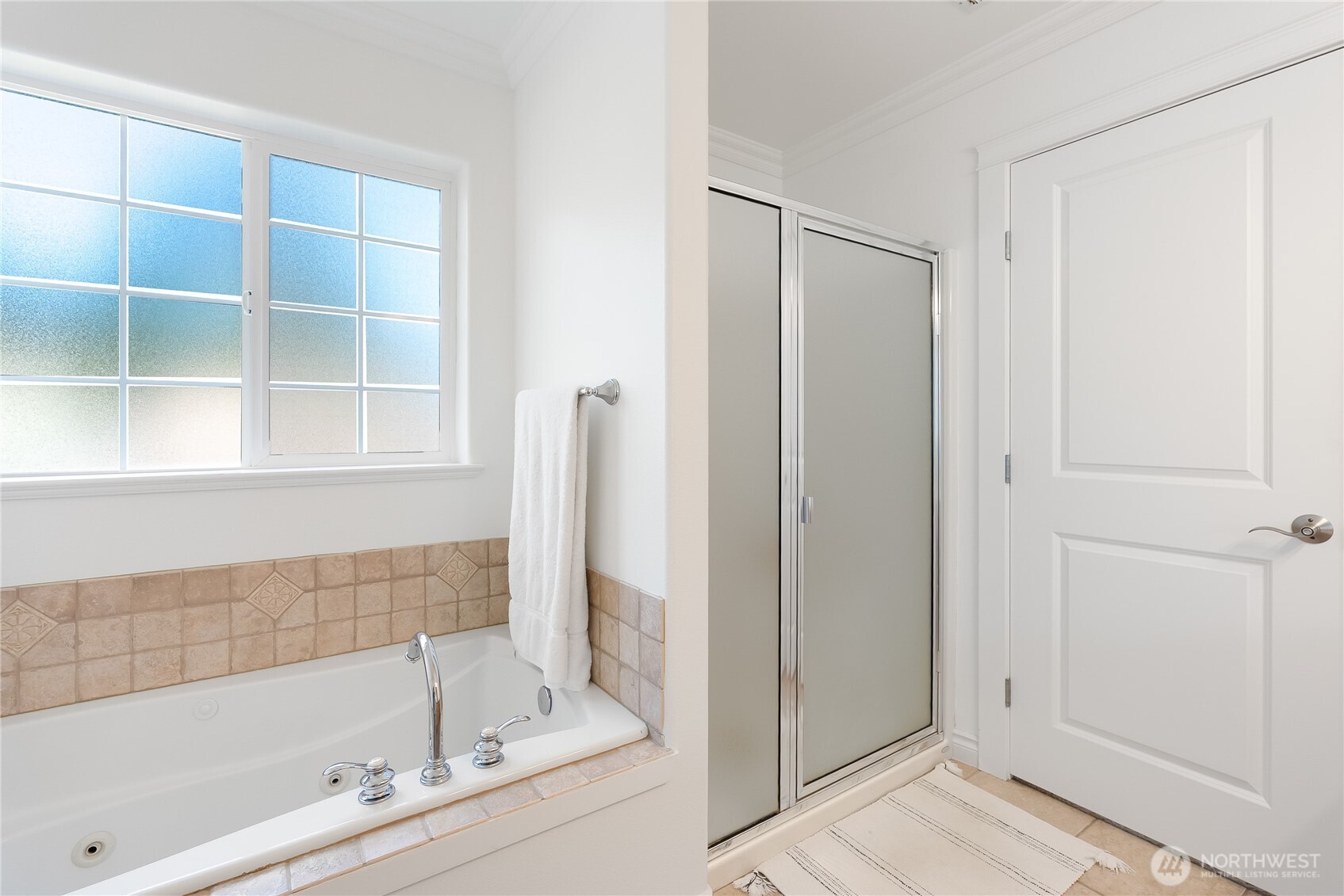 1376 N Parkstone Court , Bellingham, WA 98229
