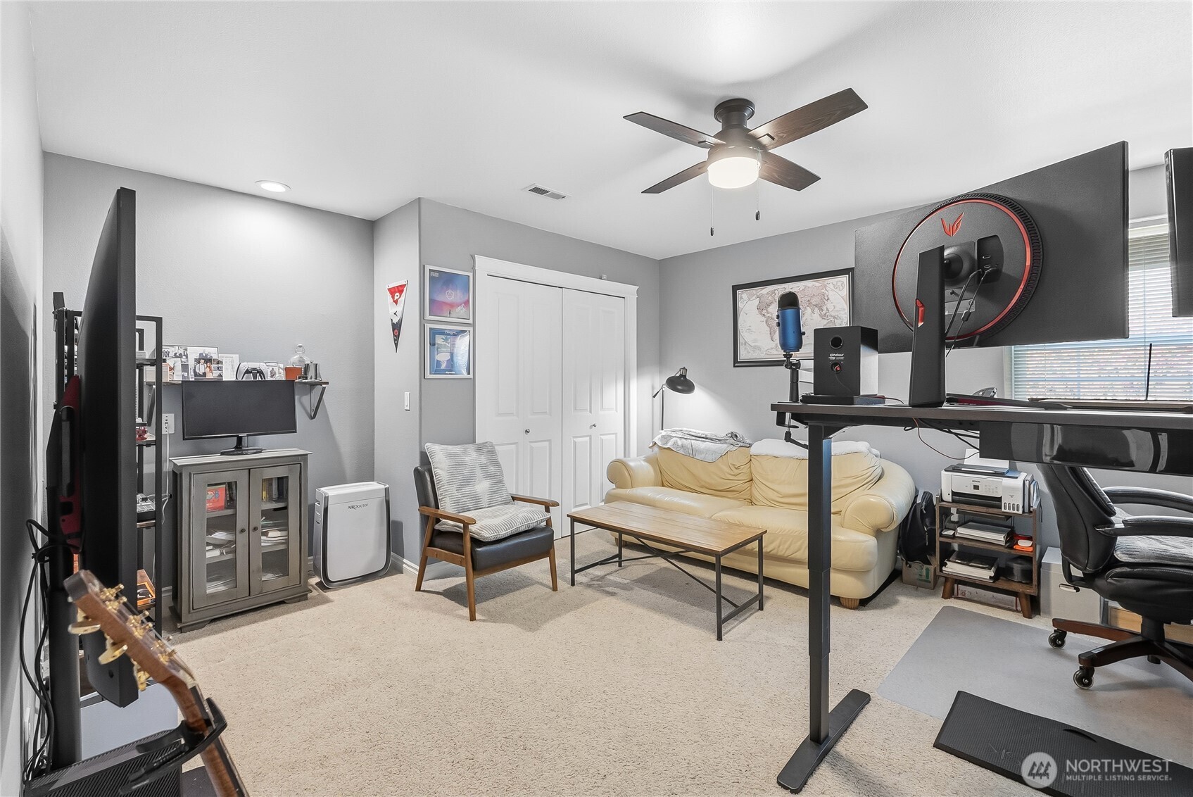 1376 N Parkstone Court , Bellingham, WA 98229