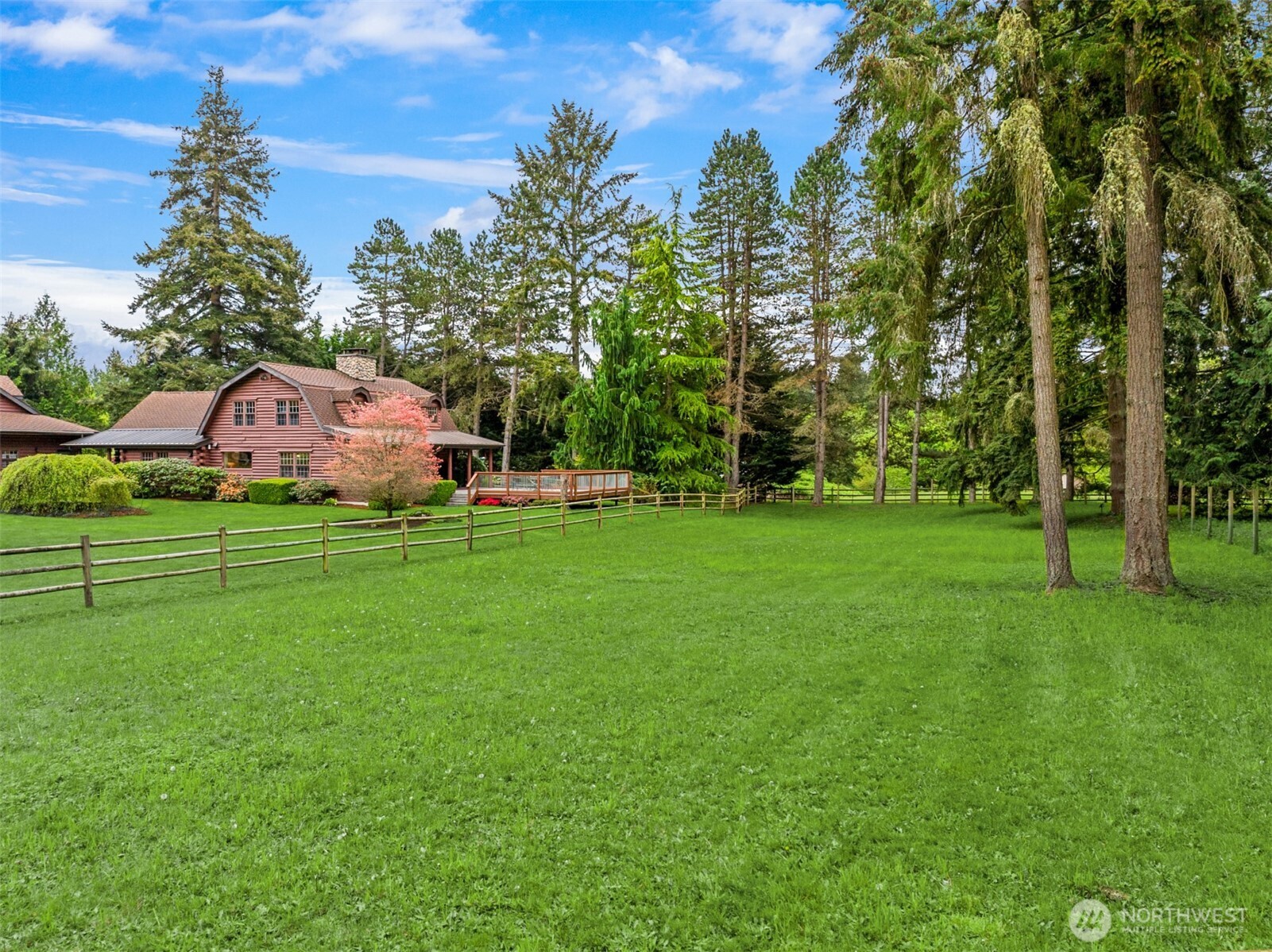1916 Sawdust Hill Road NE, Poulsbo, WA 98370