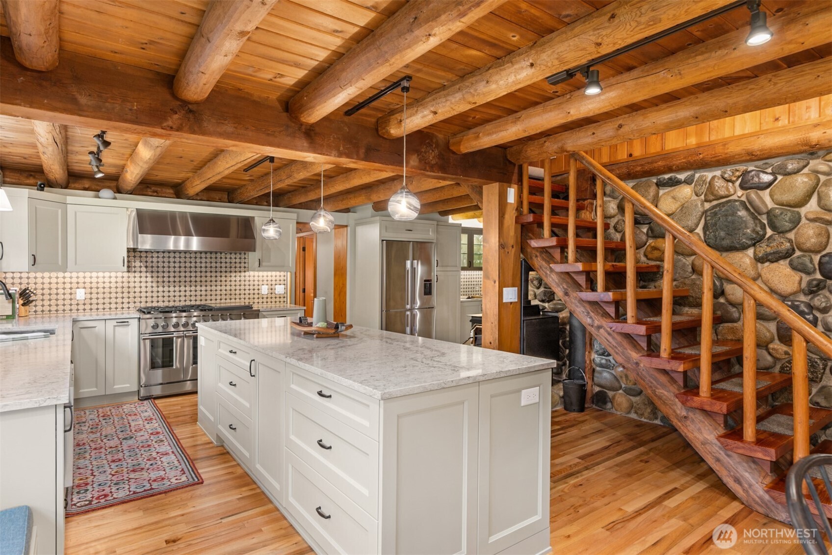 1916 Sawdust Hill Road NE, Poulsbo, WA 98370