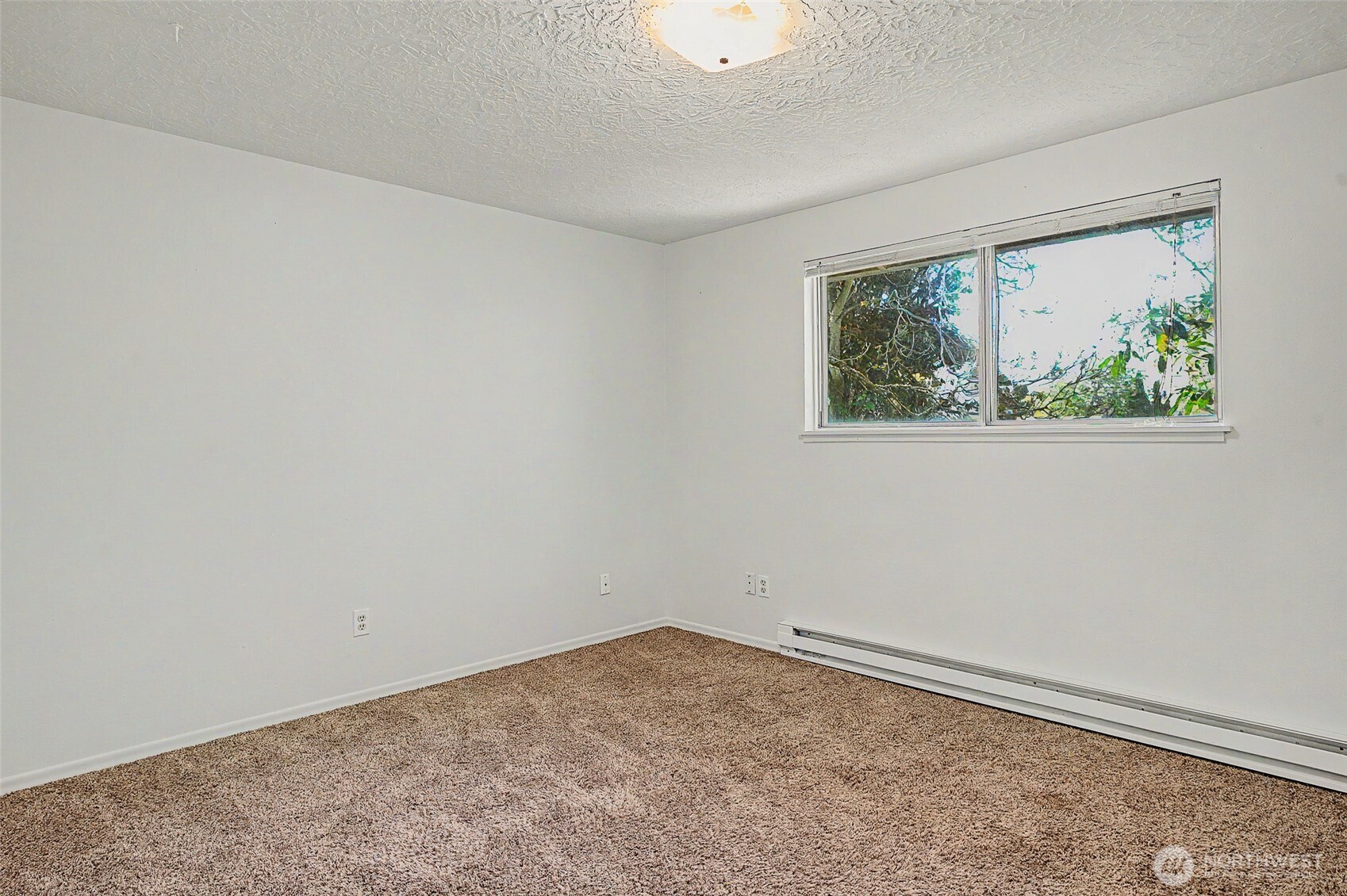 911 W 29th Street , Vancouver, WA 98660