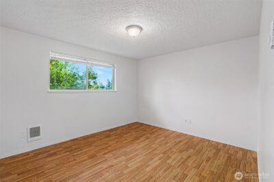911 W 29th Street , Vancouver, WA 98660 - Photo 33