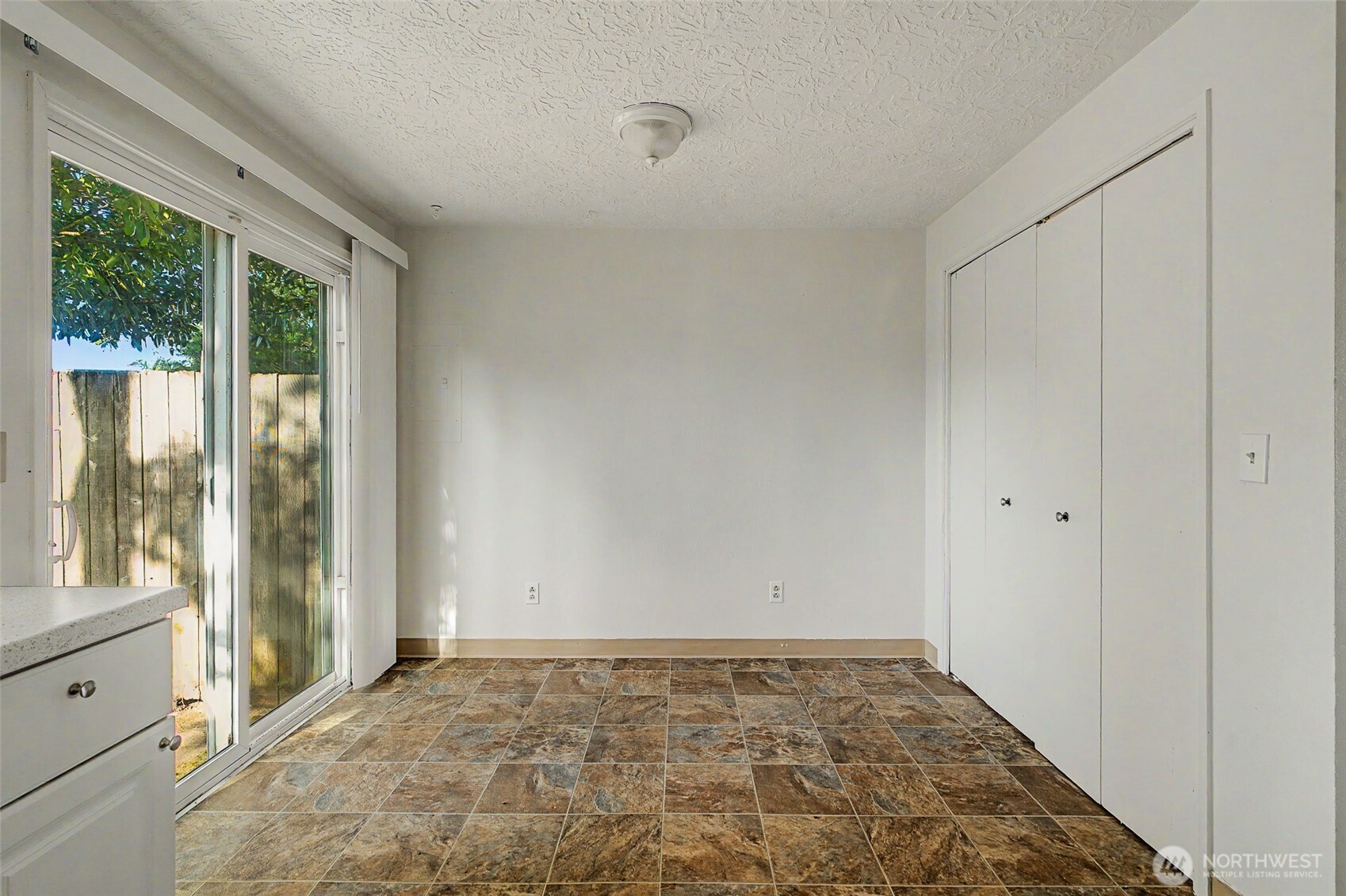 911 W 29th Street , Vancouver, WA 98660