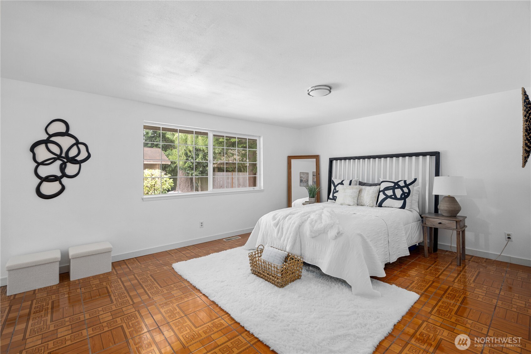 2611 35th Avenue SE, Puyallup, WA 98374-4154