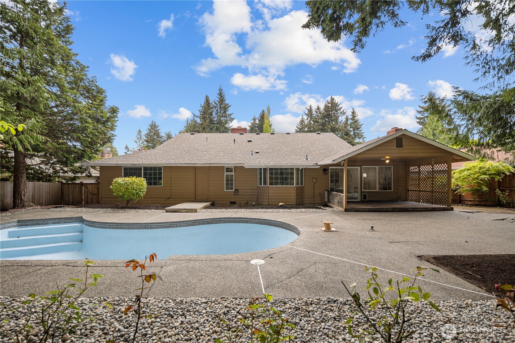 2611 35th Avenue SE, Puyallup, WA 98374-4154