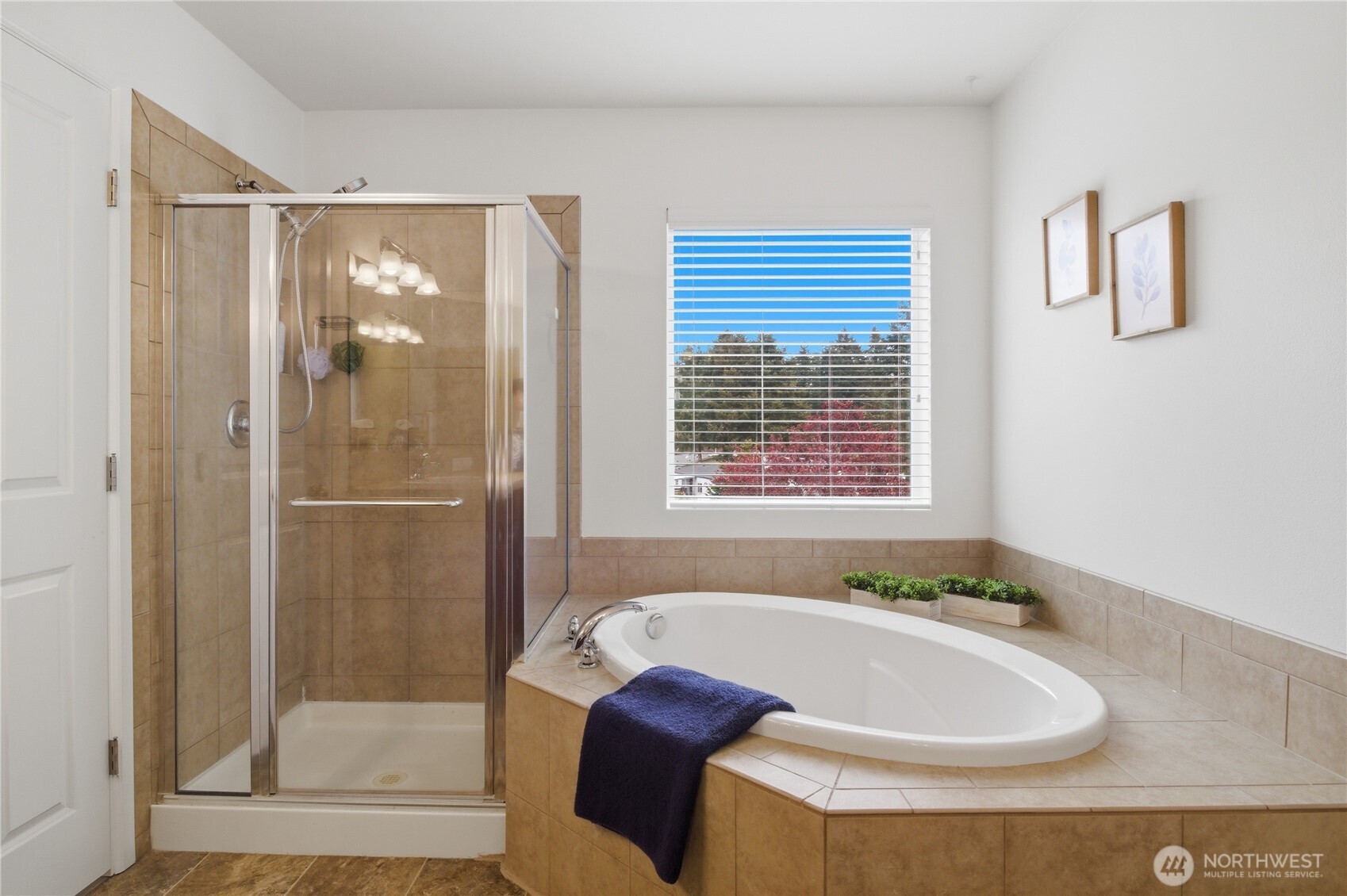 3029 Eagle Loop NE, Lacey, WA 98516