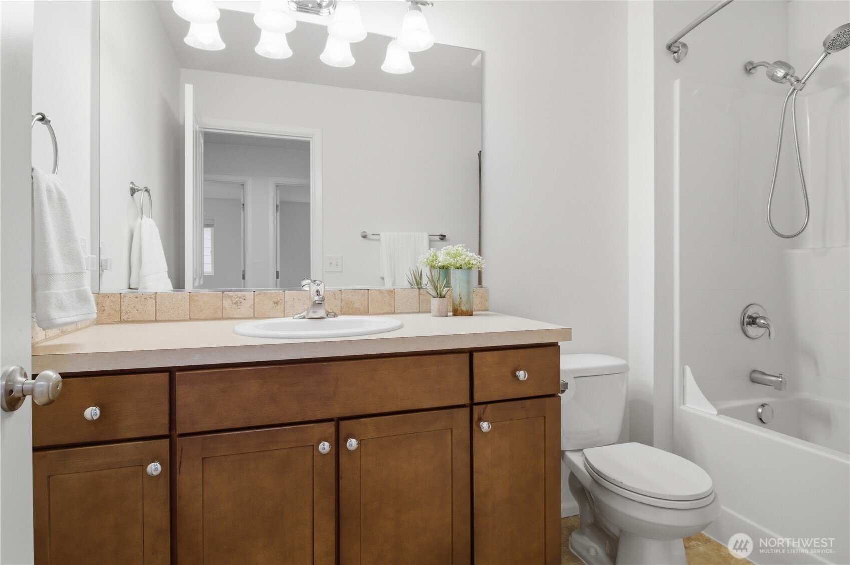 3029 Eagle Loop NE, Lacey, WA 98516