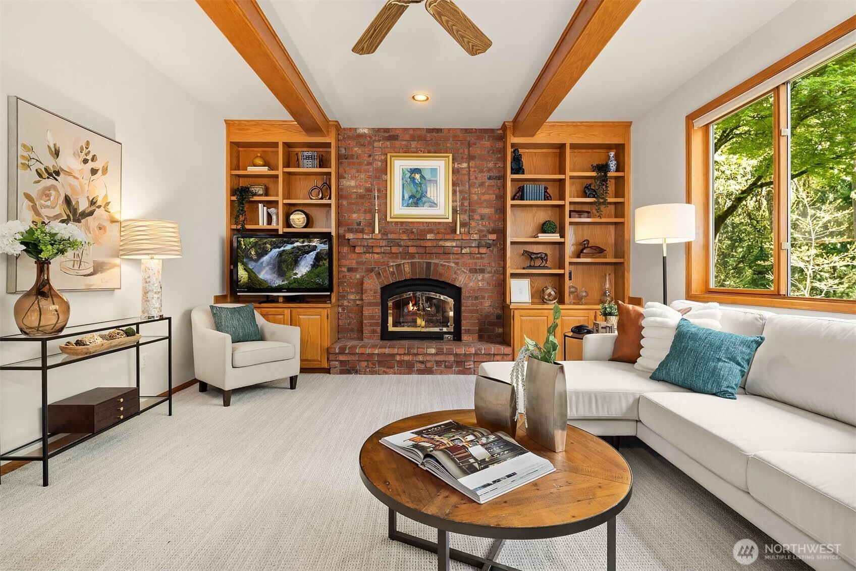 16526 232nd Avenue NE, Woodinville, WA 98077-7432
