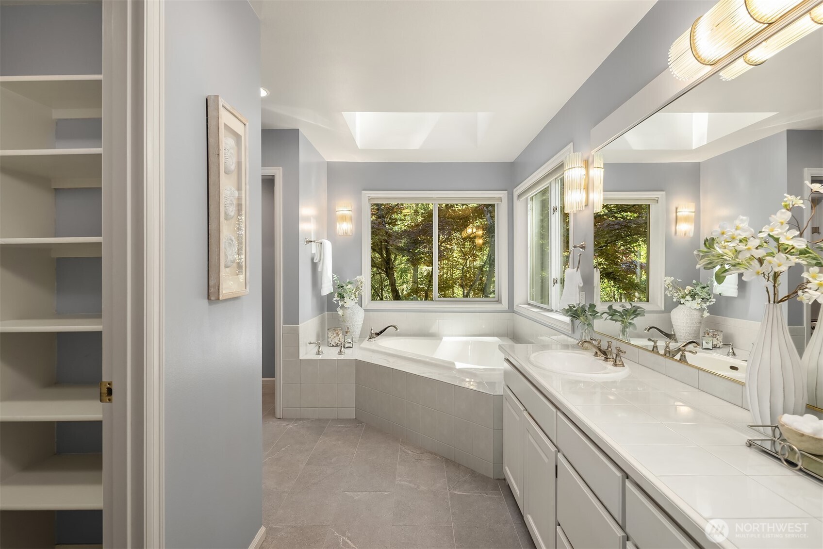 16526 232nd Avenue NE, Woodinville, WA 98077-7432