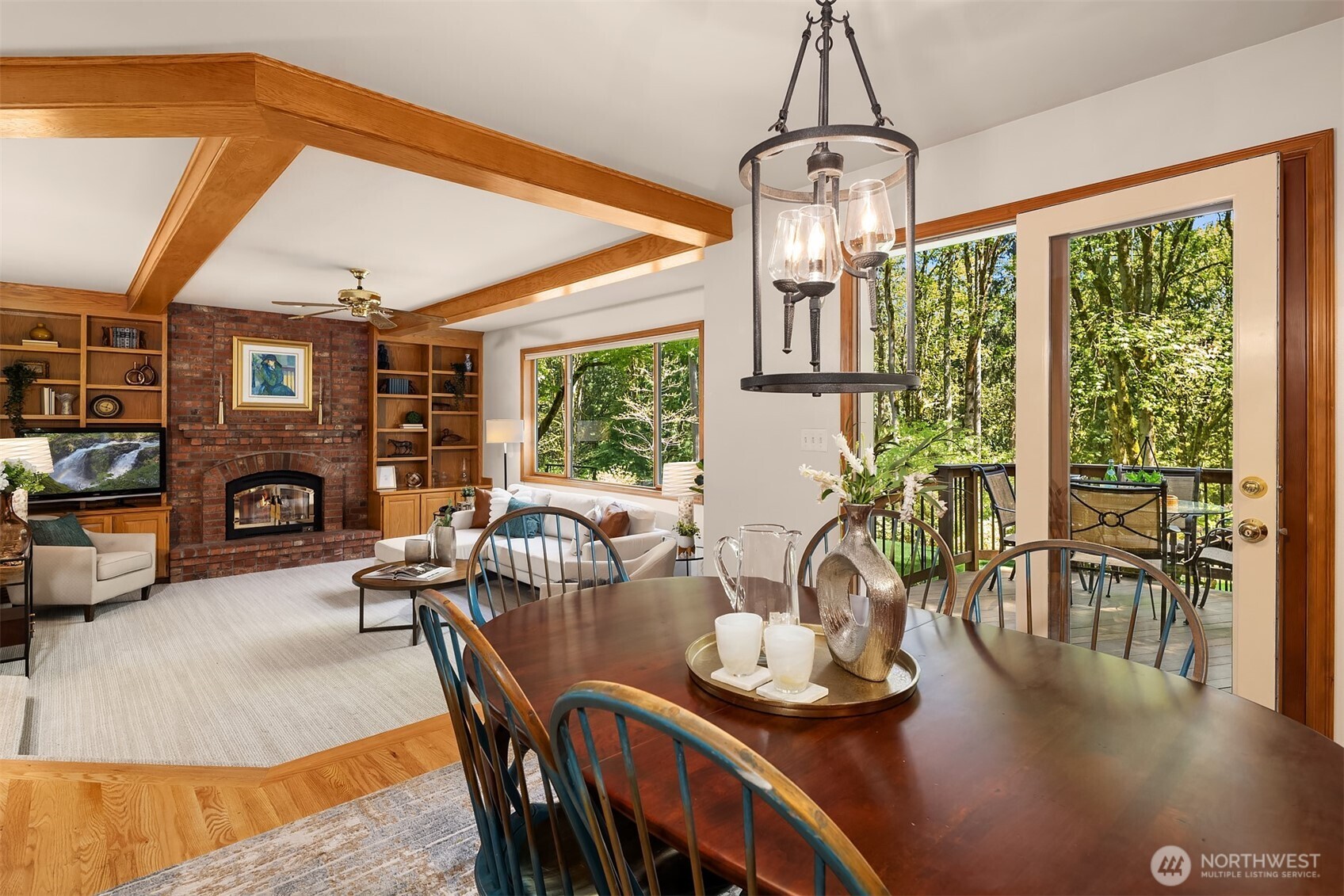 16526 232nd Avenue NE, Woodinville, WA 98077-7432