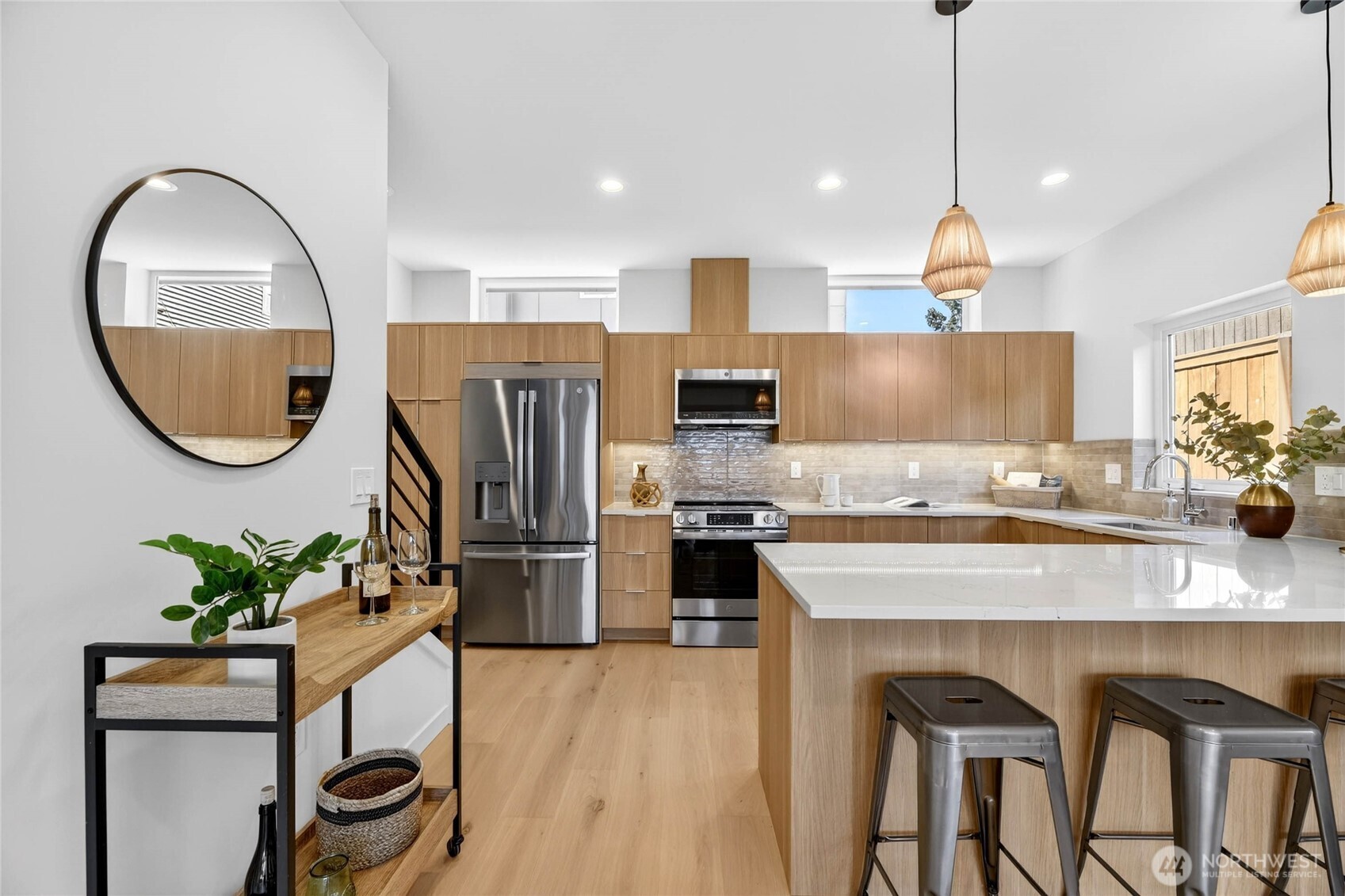 4140 44th Avenue SW, Seattle, WA 98116