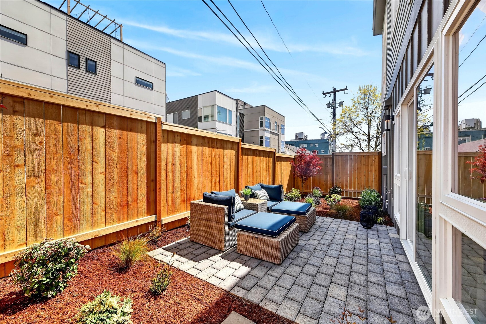 4140 44th Avenue SW, Seattle, WA 98116