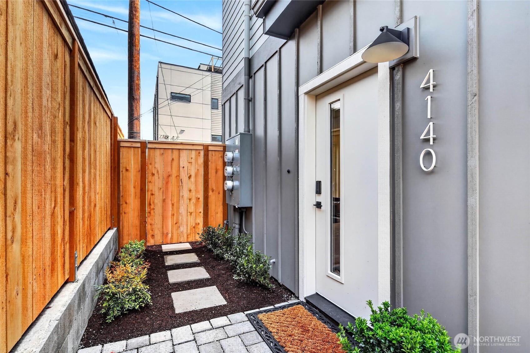 4140 44th Avenue SW, Seattle, WA 98116