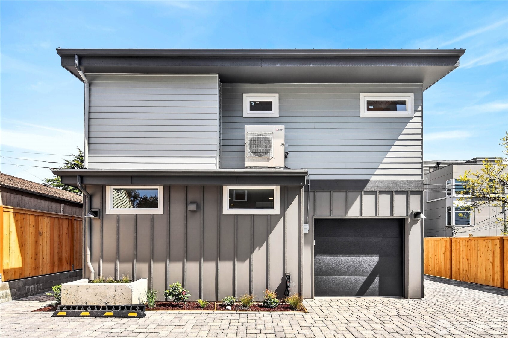 4140 44th Avenue SW, Seattle, WA 98116
