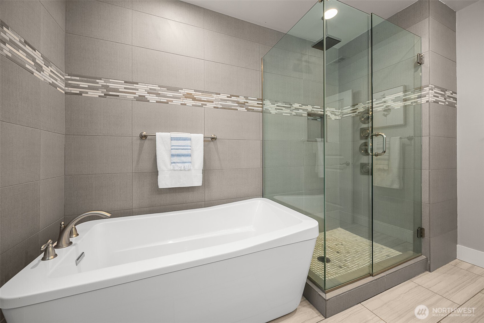 814 23rd Avenue E, Seattle, WA 98112