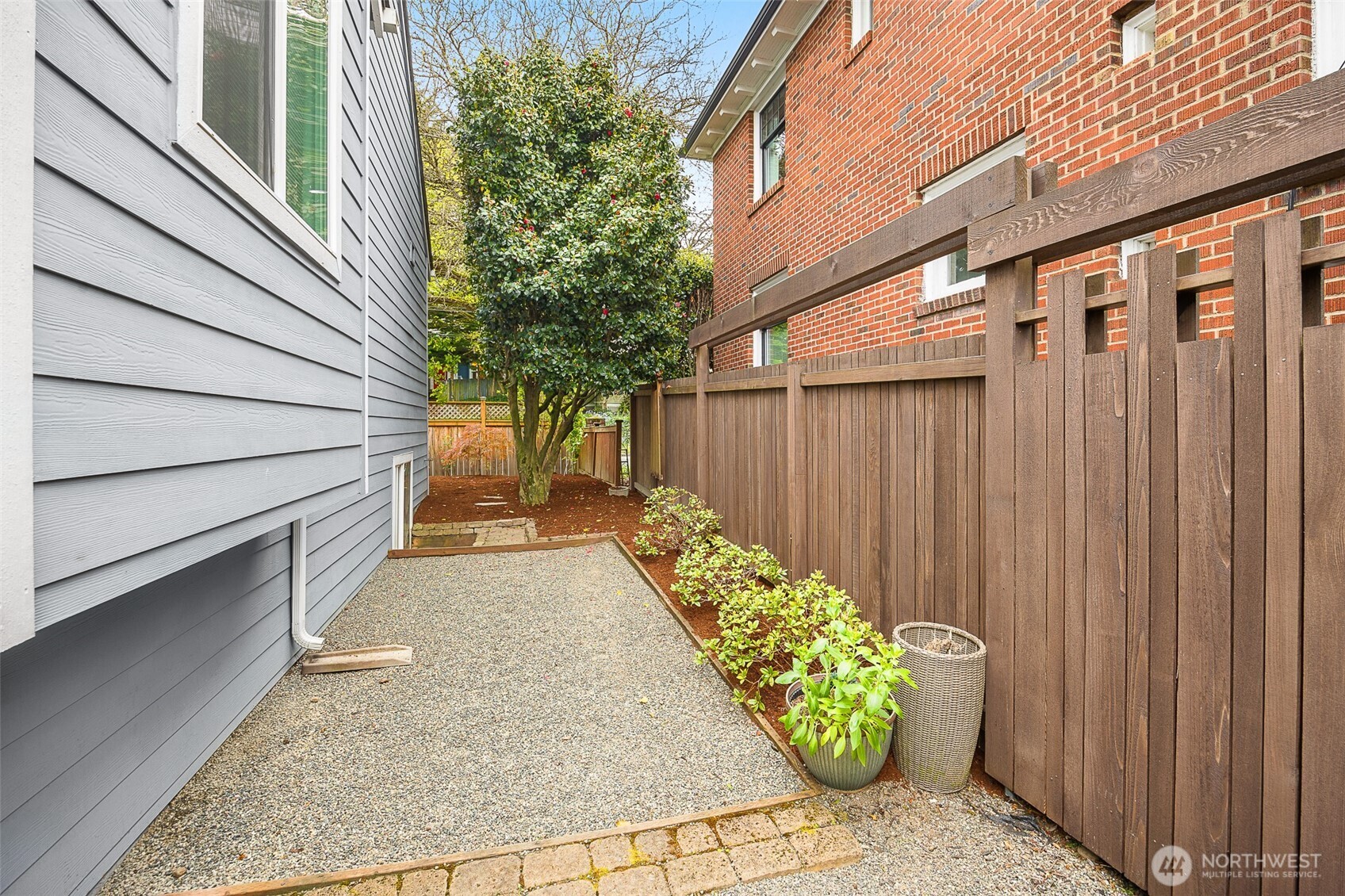 814 23rd Avenue E, Seattle, WA 98112
