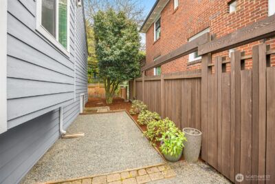 814 23rd Avenue E, Seattle, WA 98112 - Photo 30