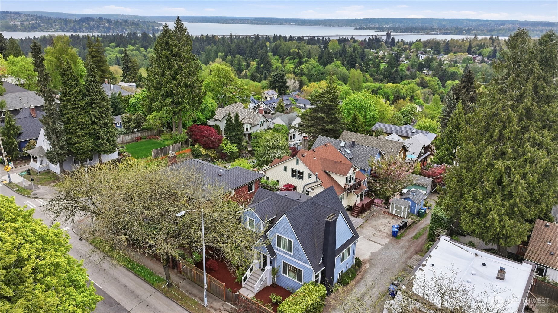 814 23rd Avenue E, Seattle, WA 98112