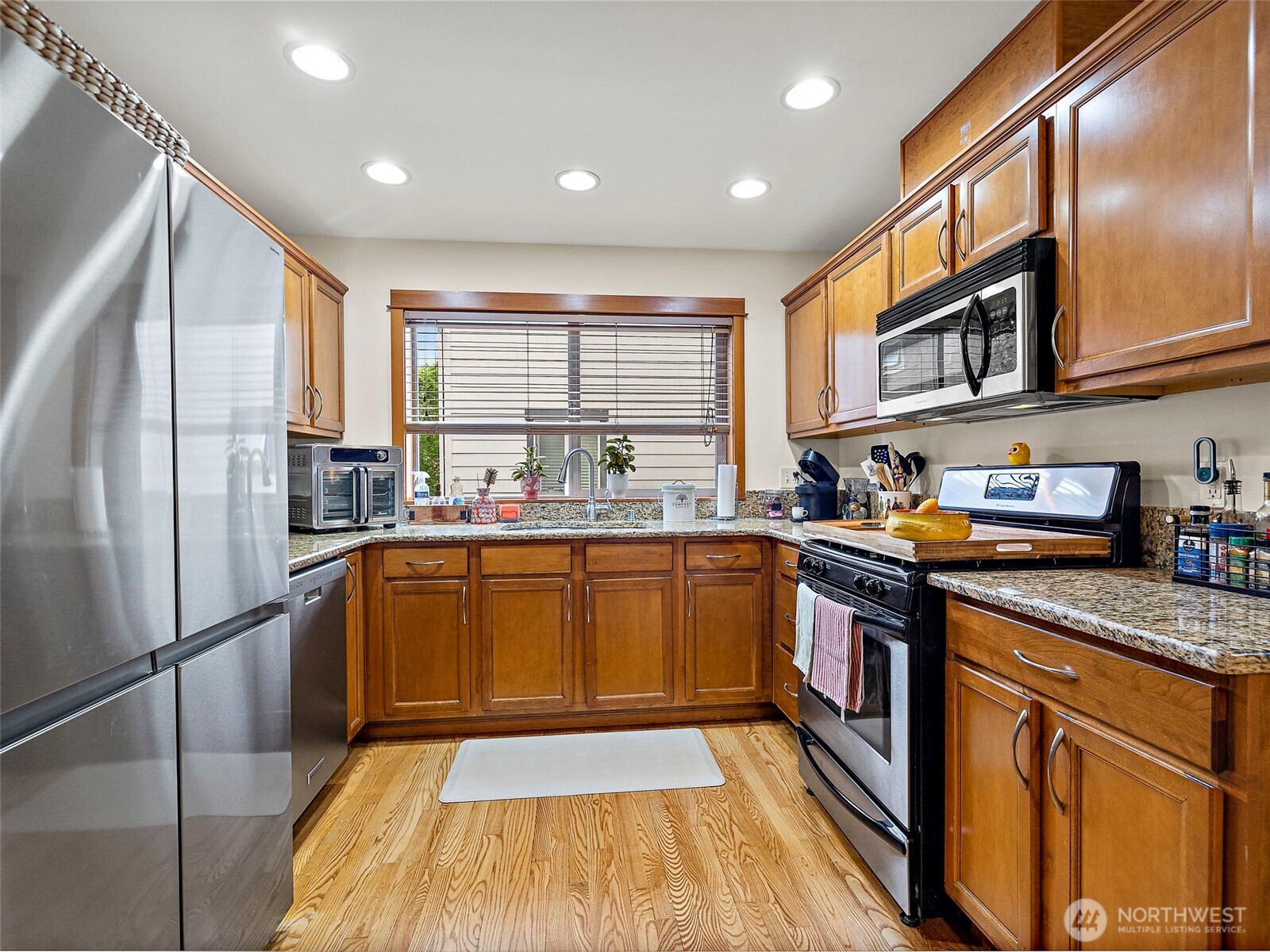 3318 Wetmore Avenue S #E, Seattle, WA 98144