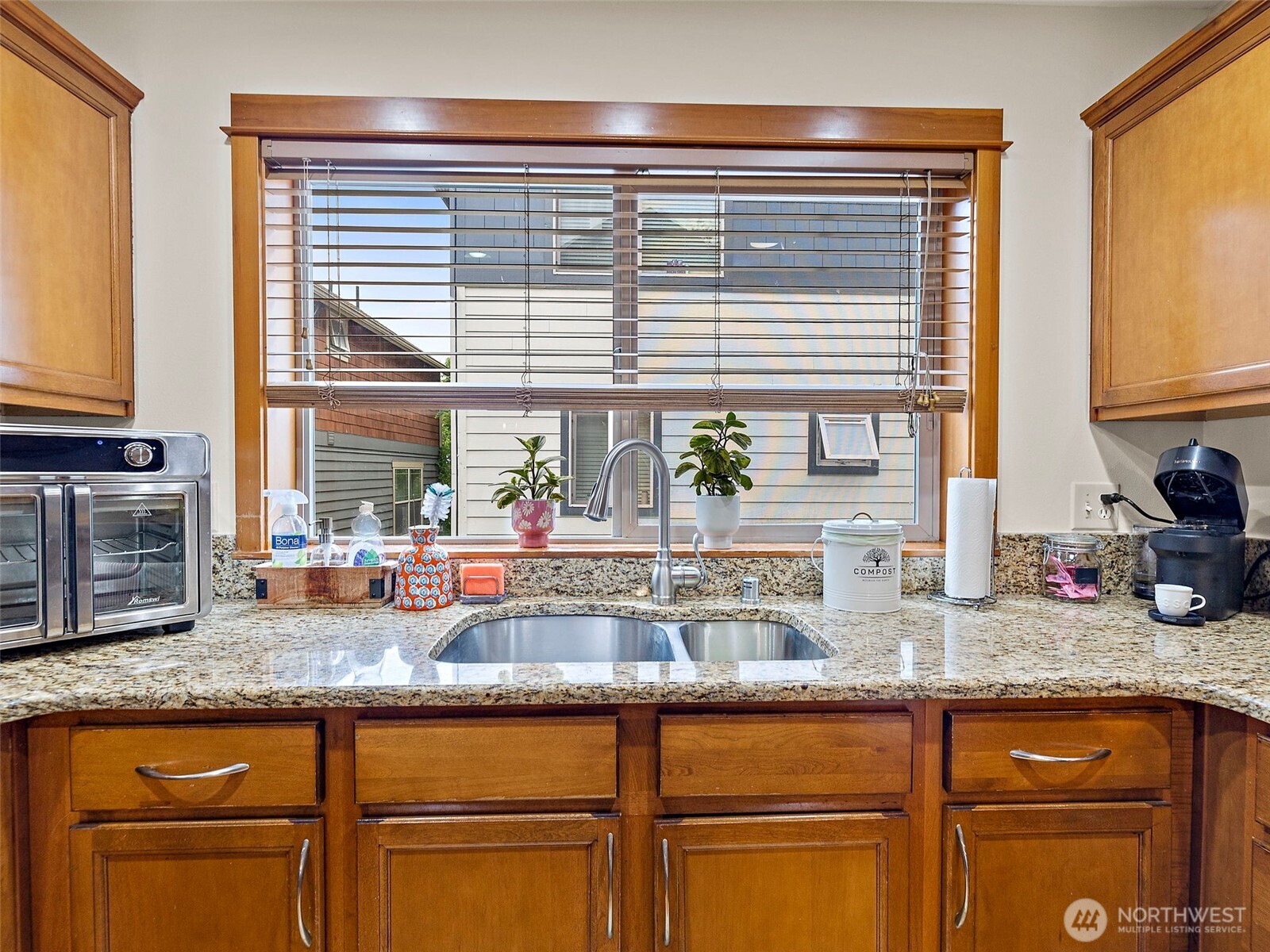 3318 Wetmore Avenue S #E, Seattle, WA 98144