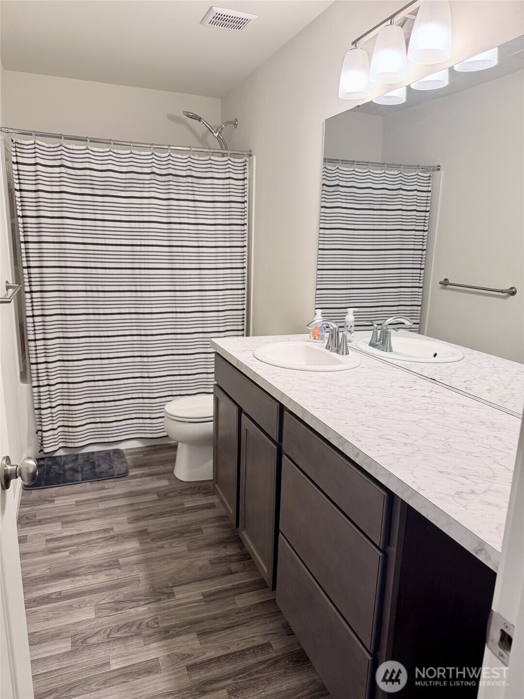 9124 Silverspot Drive SE, Tumwater, WA 98501