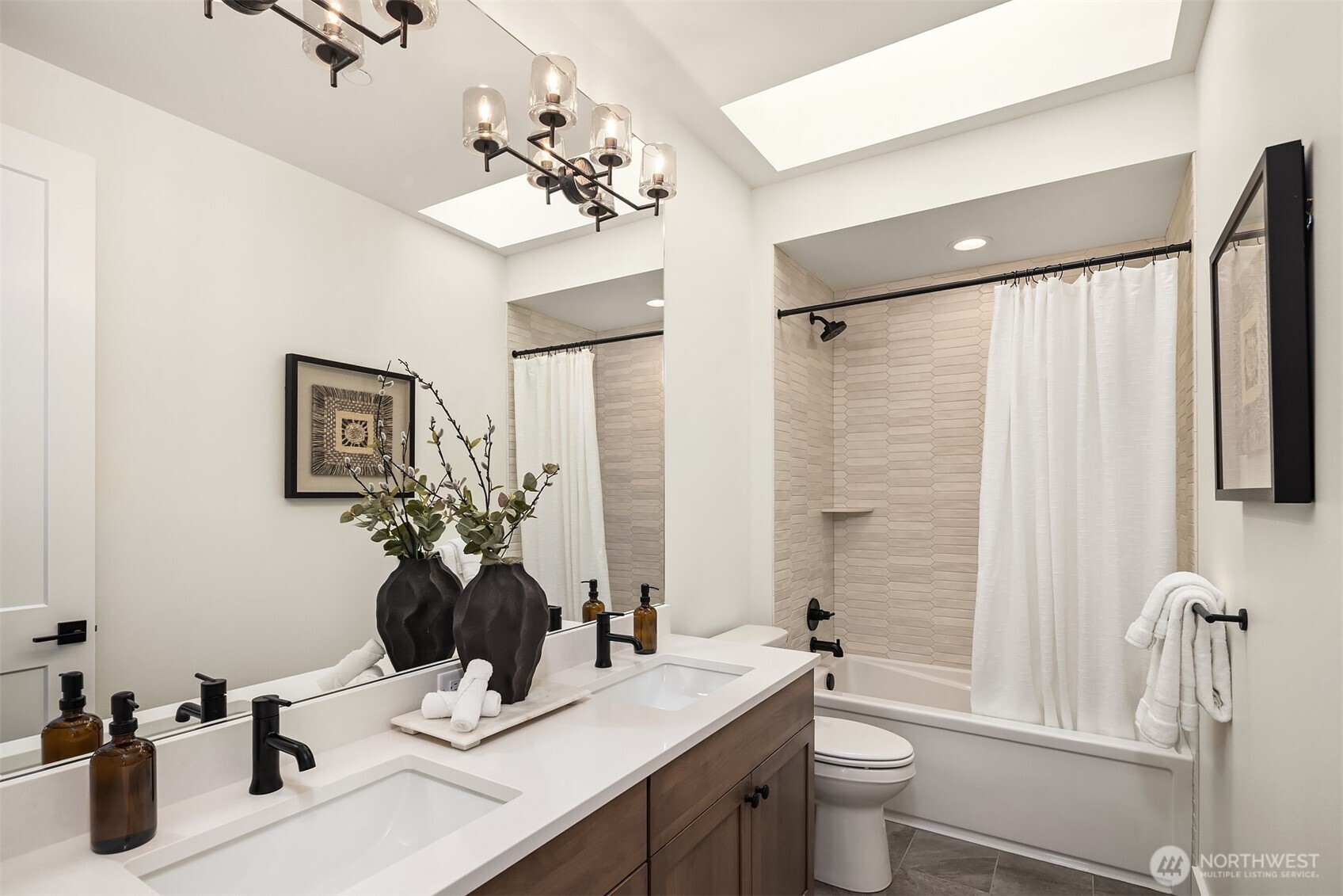 18650 NE 53rd Street , Redmond, WA 98052