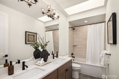 18650 NE 53rd Street , Redmond, WA 98052 - Photo 28