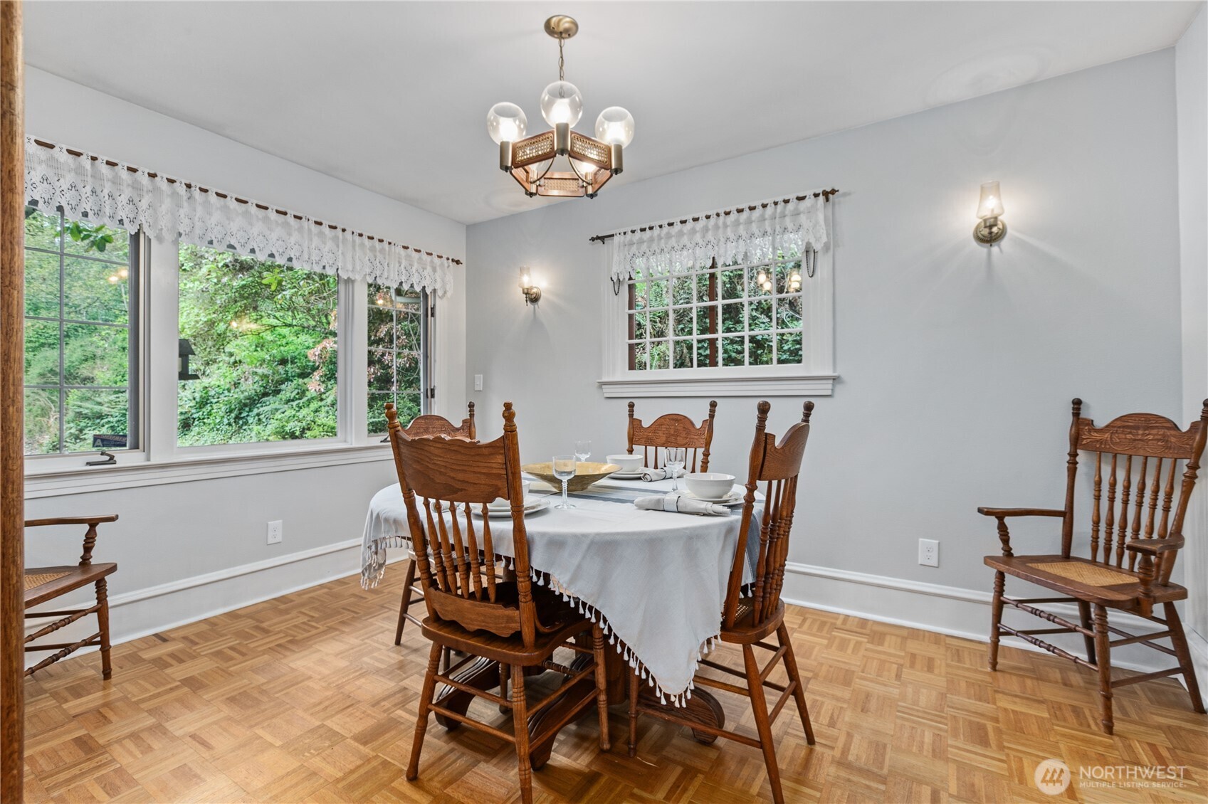 4903 S 31st Avenue , Seattle, WA 98108