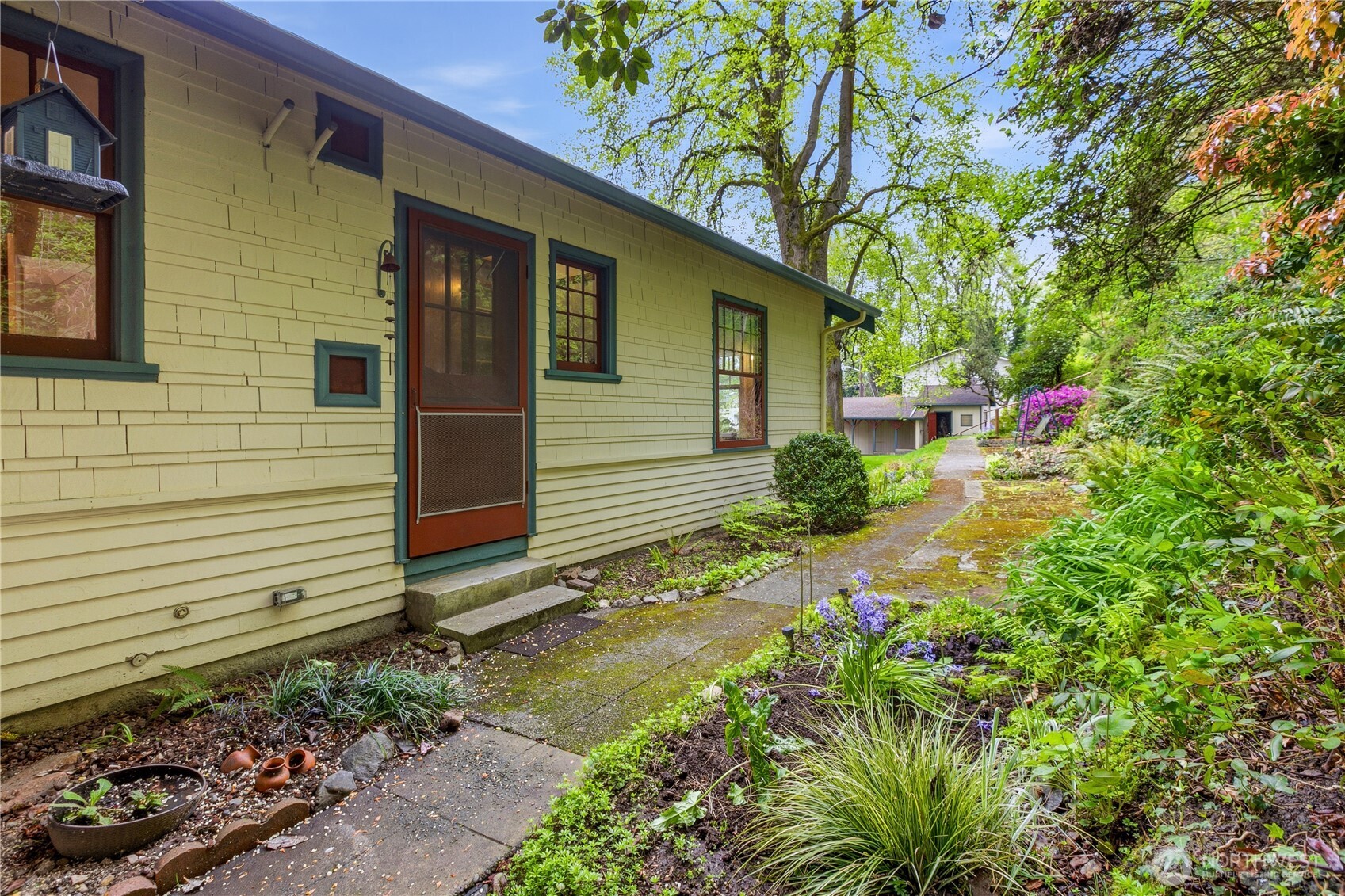 4903 S 31st Avenue , Seattle, WA 98108