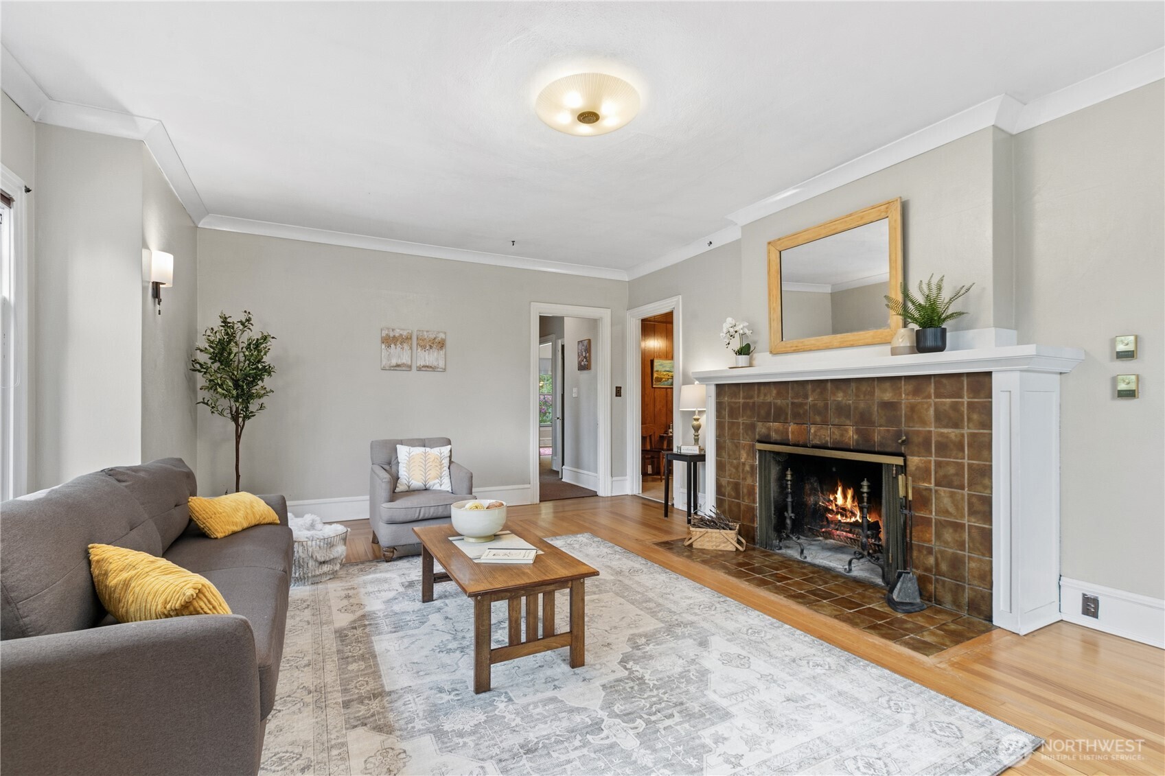 4903 S 31st Avenue , Seattle, WA 98108