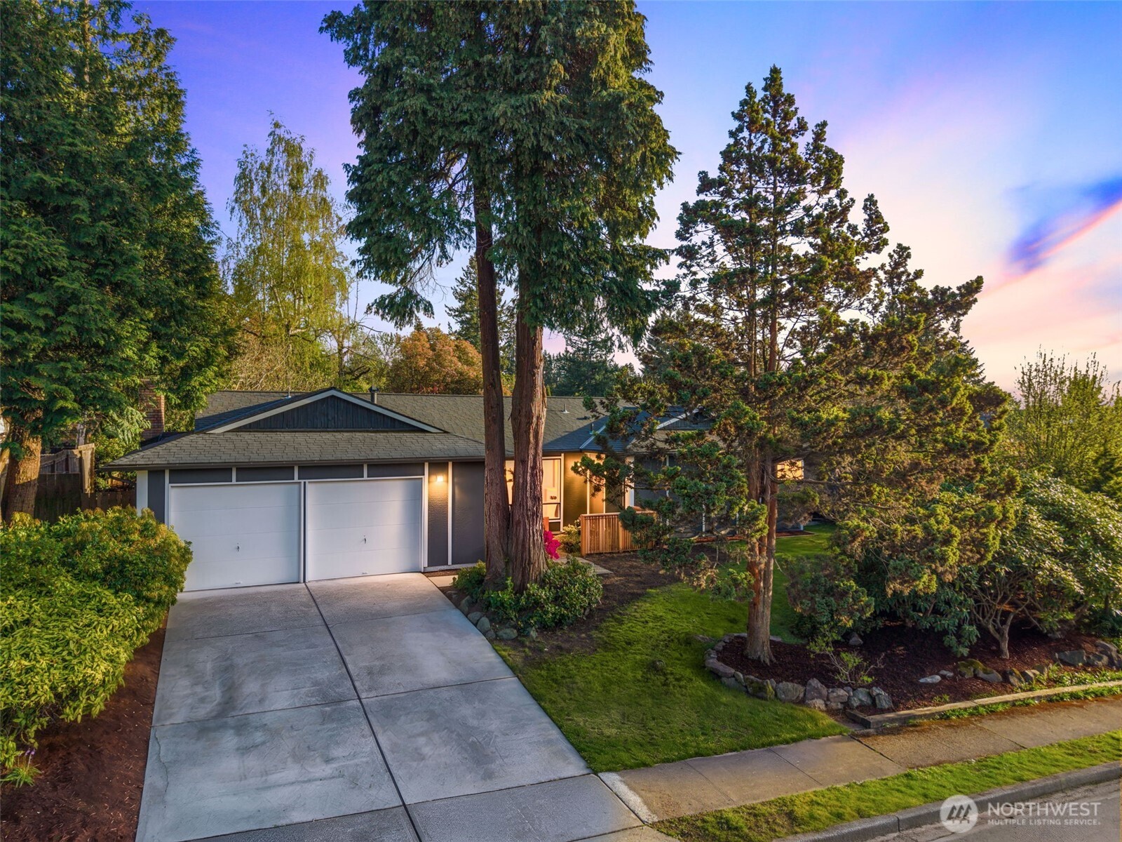 2001 SE 17th Court S, Renton, WA 98055-3705