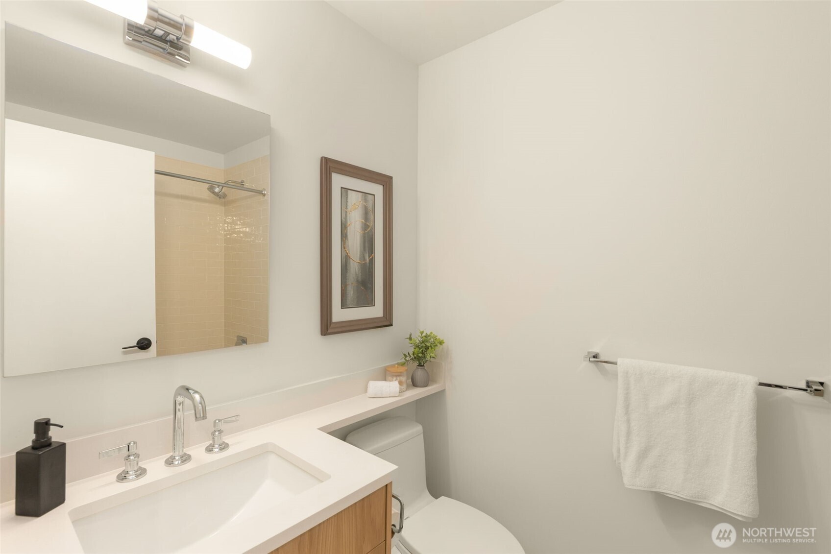 2001 SE 17th Court S, Renton, WA 98055-3705