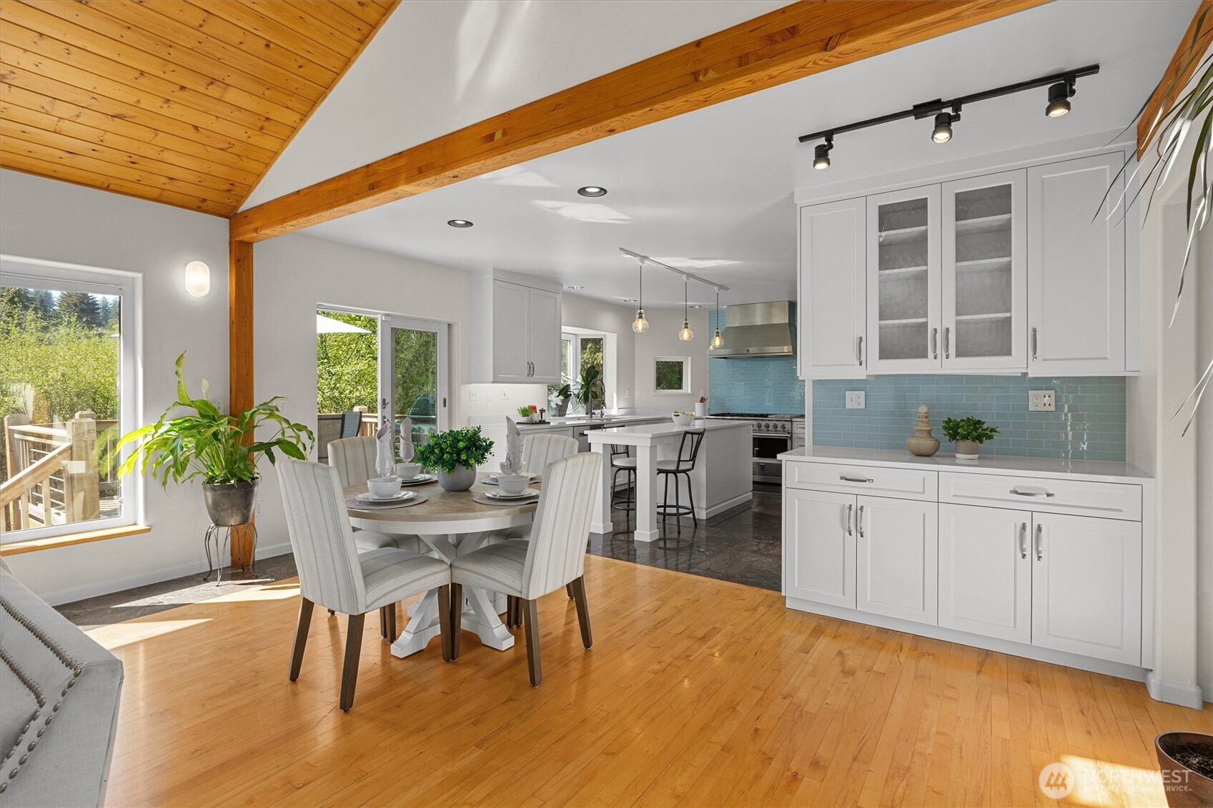 20638 Little Bear Creek Road , Woodinville, WA 98072