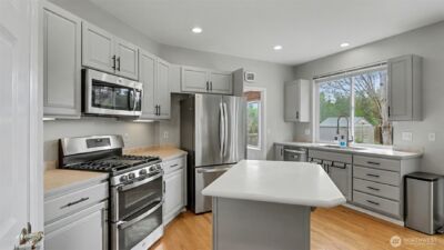 18637 172nd Place SE, Renton, WA 98058 - Photo 11
