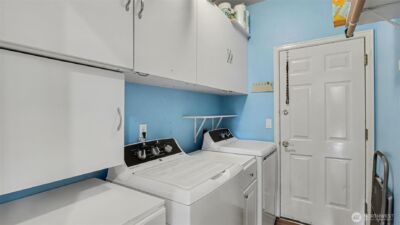 18637 172nd Place SE, Renton, WA 98058 - Photo 15