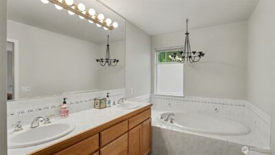 18637 172nd Place SE, Renton, WA 98058 - Photo 27
