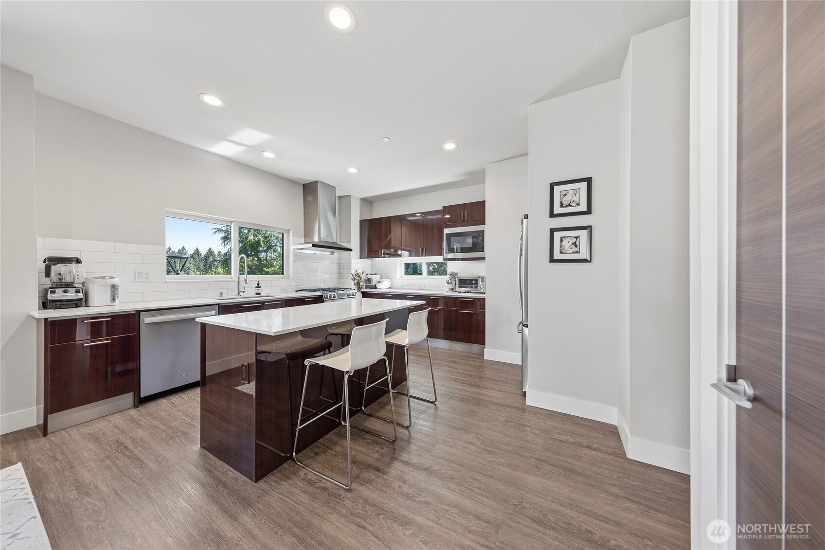 508 Heron Walk SE, Sammamish, WA 98074
