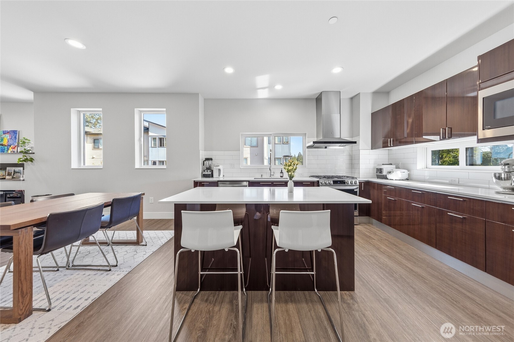 508 Heron Walk SE, Sammamish, WA 98074
