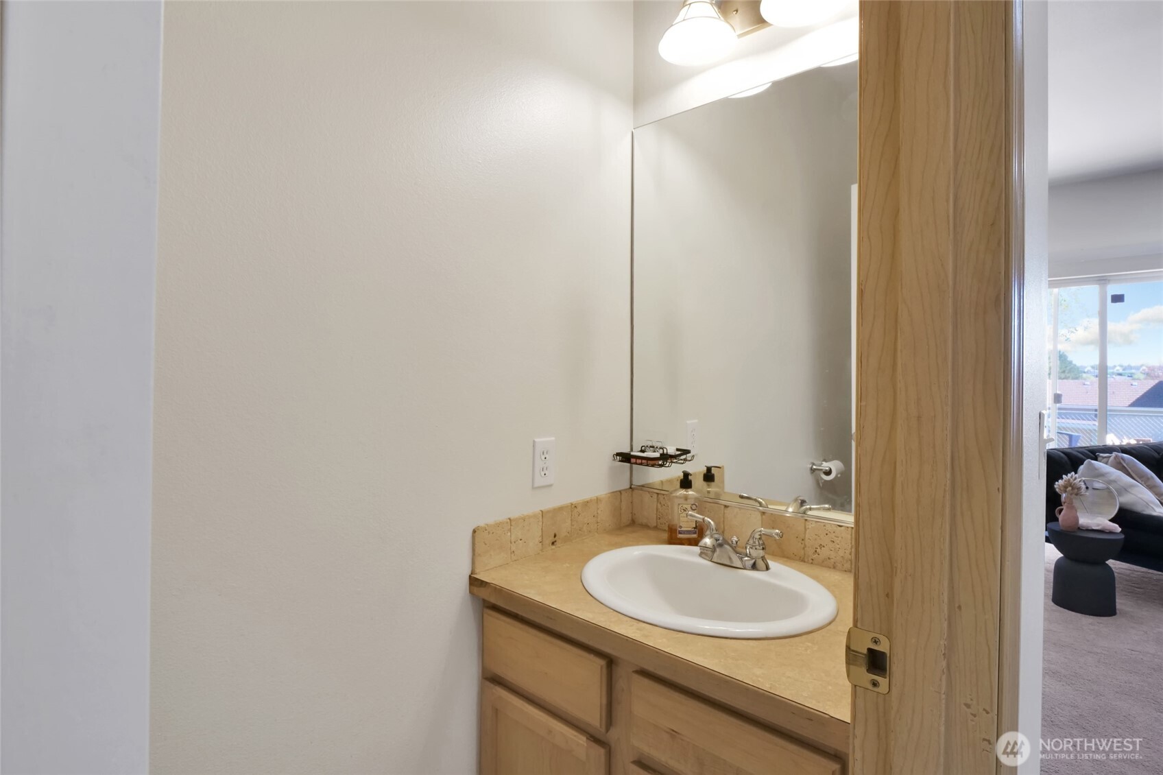 901 W Windrose Drive , Moses Lake, WA 98837