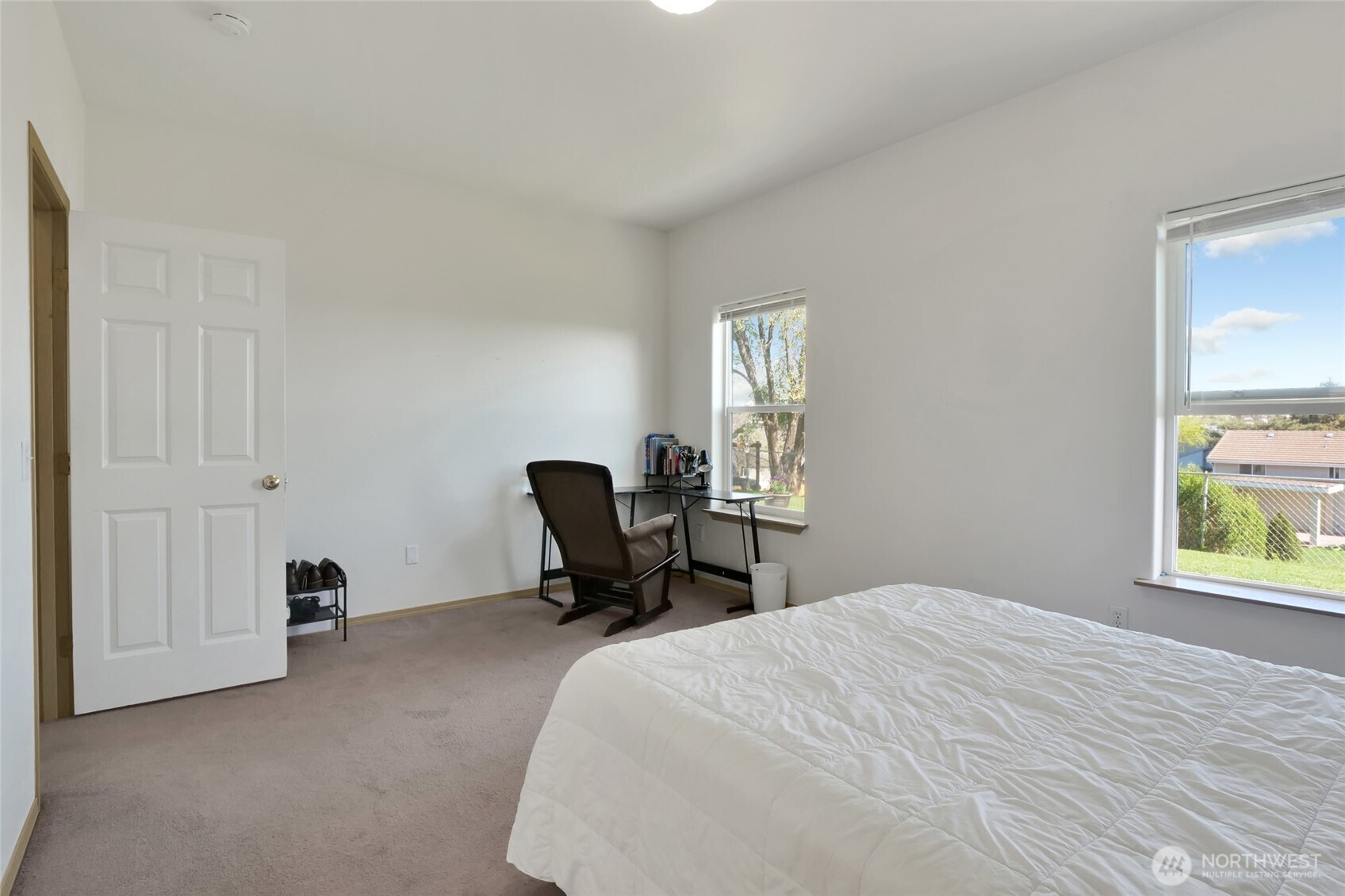 901 W Windrose Drive , Moses Lake, WA 98837