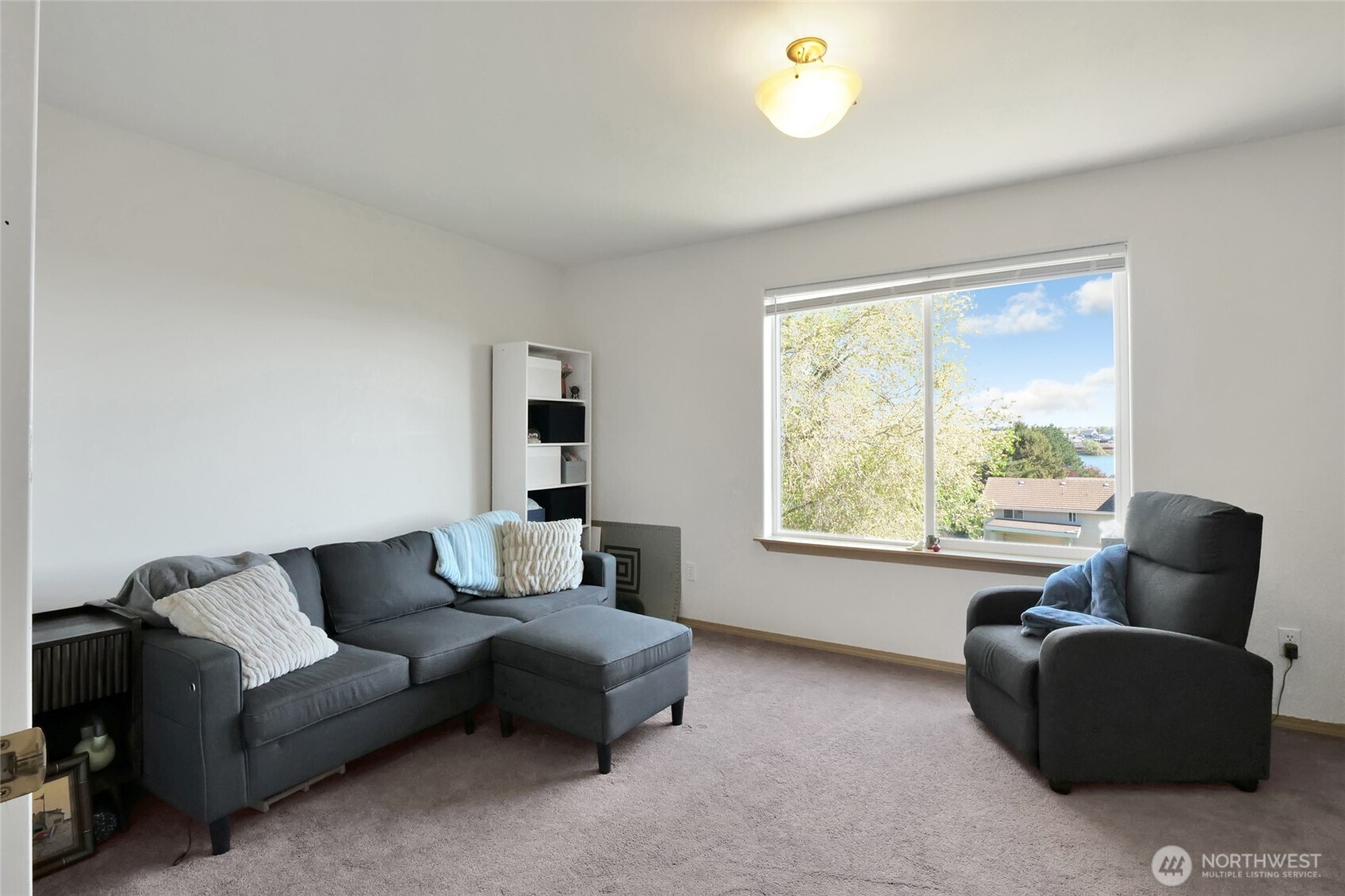 901 W Windrose Drive , Moses Lake, WA 98837